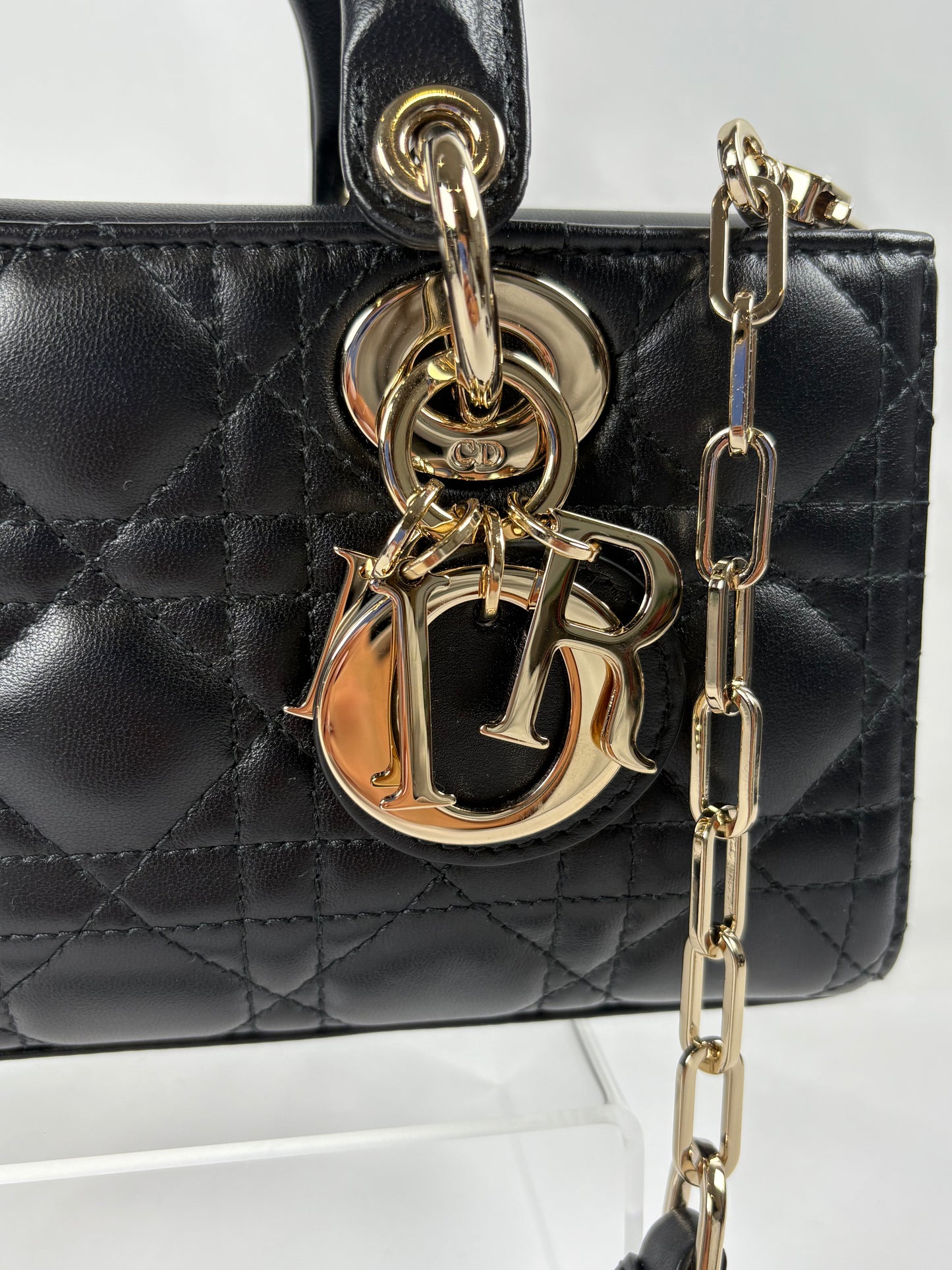 Pre-Owned CHRISTIAN DIOR Lady D-Joy Black Handbag, Small