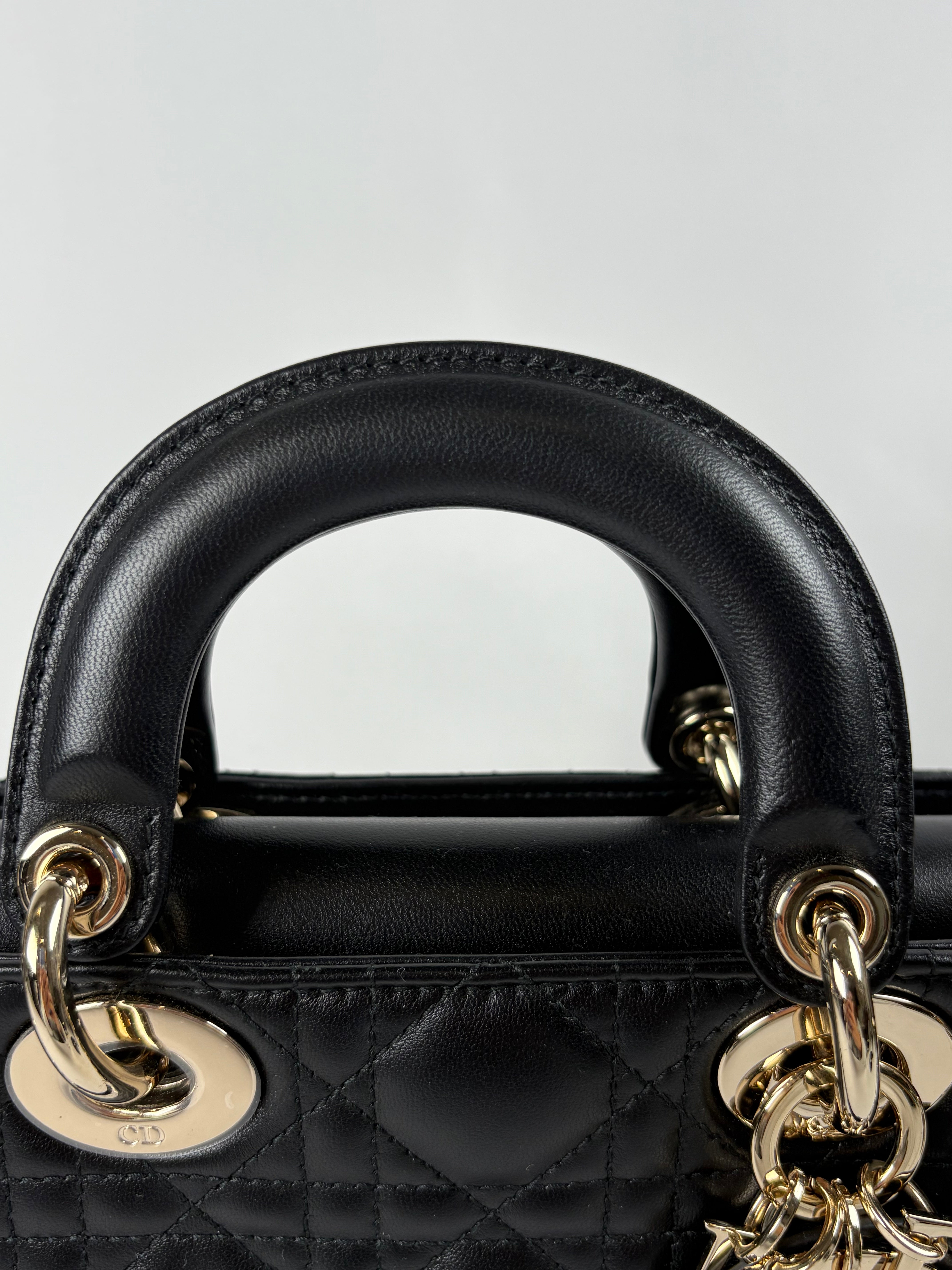 Pre-Owned CHRISTIAN DIOR Lady D-Joy Black Handbag, Small