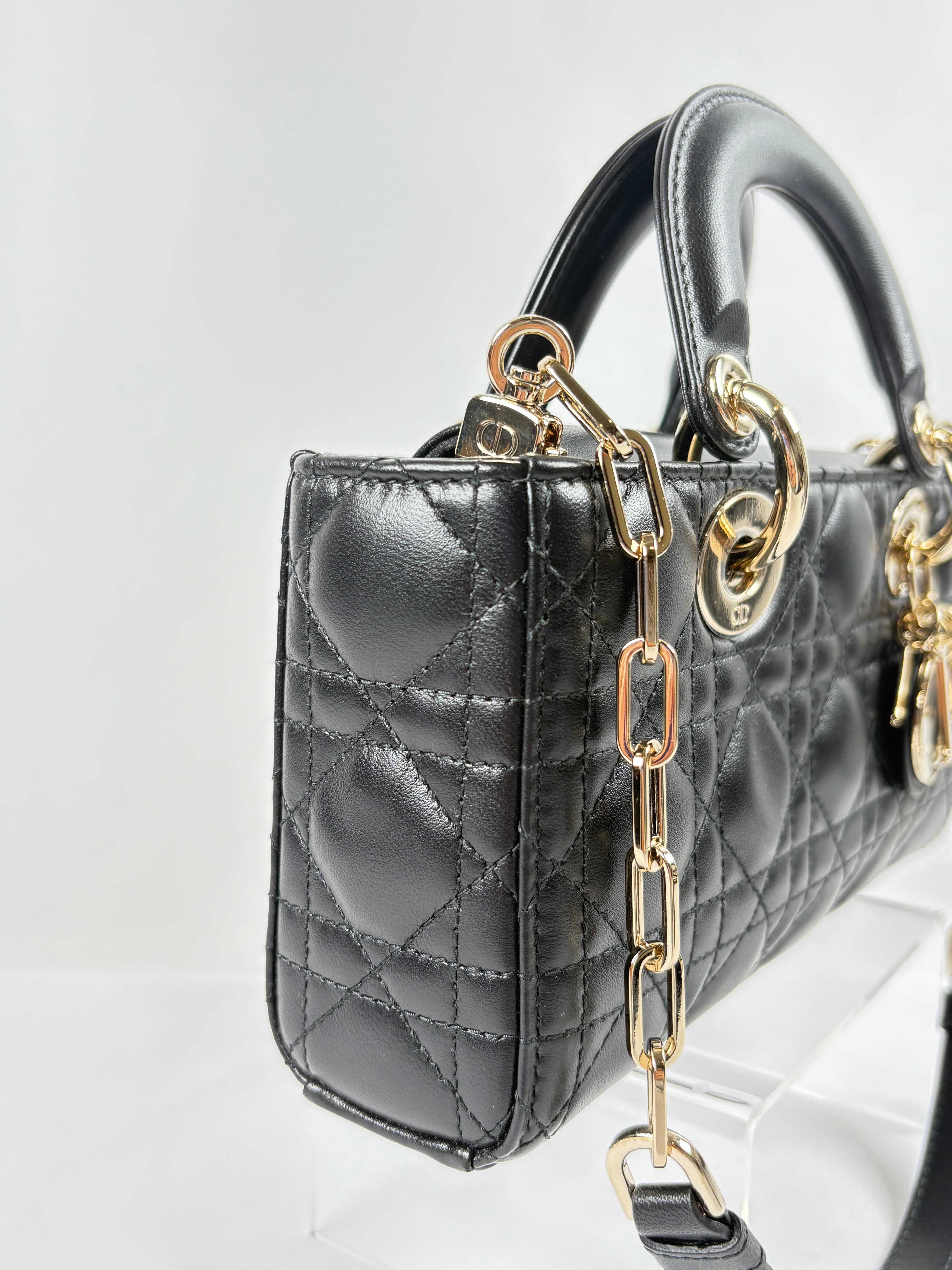 Pre-Owned CHRISTIAN DIOR Lady D-Joy Black Handbag, Small