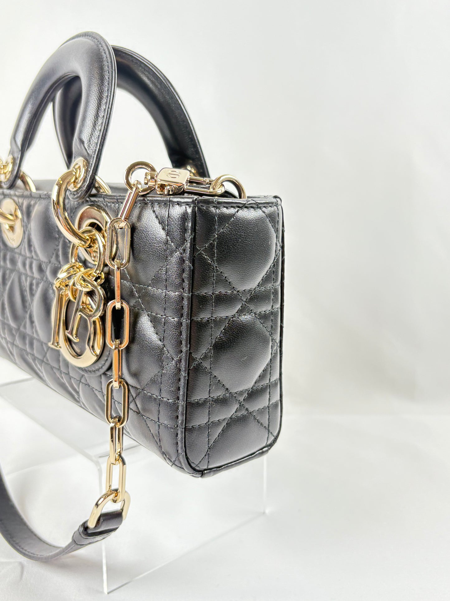 Pre-Owned CHRISTIAN DIOR Lady D-Joy Black Handbag, Small
