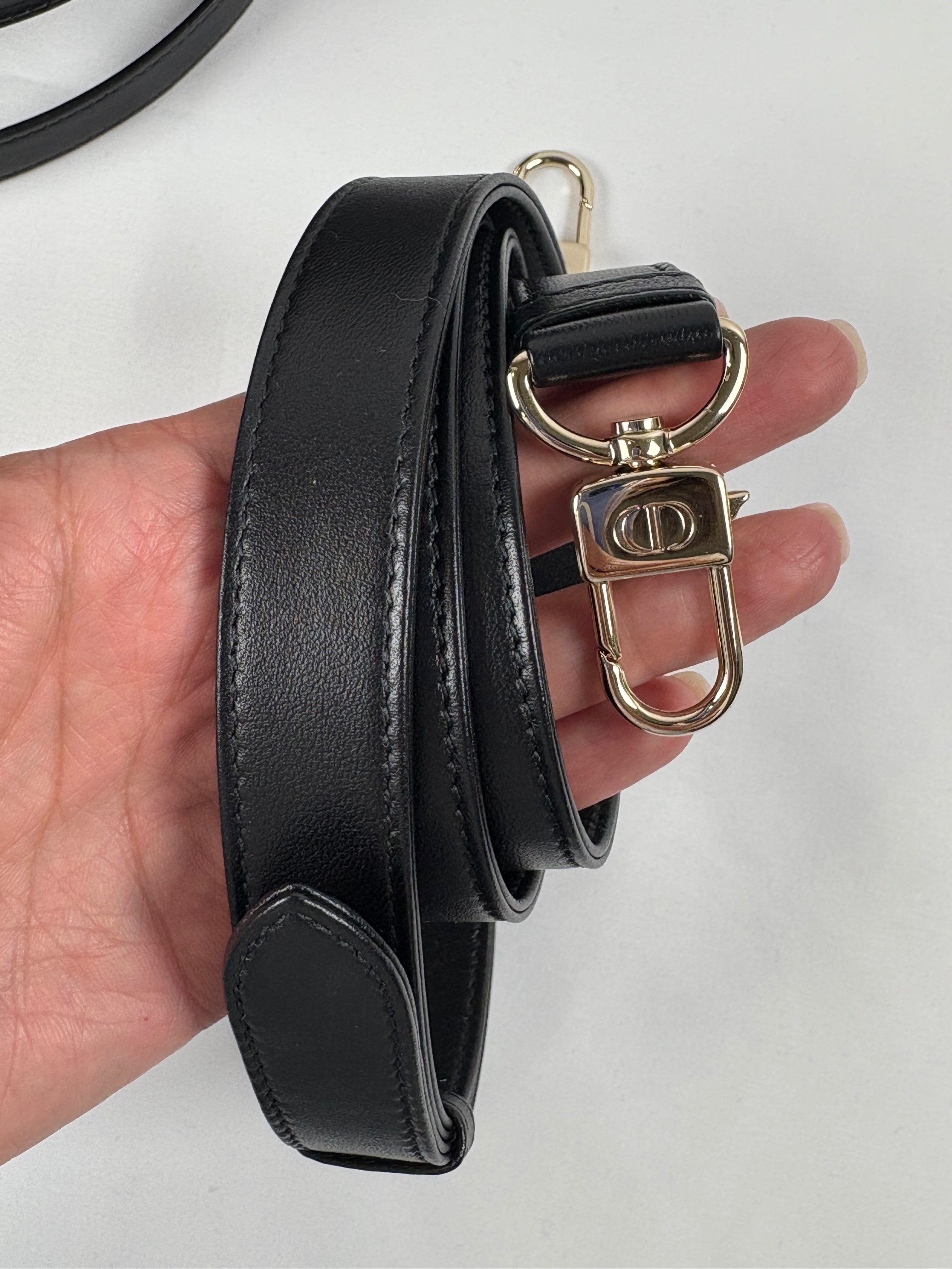 Pre-Owned CHRISTIAN DIOR Lady D-Joy Black Handbag, Small