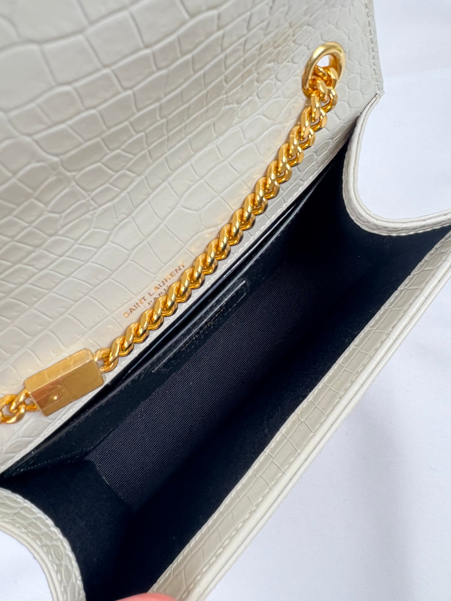 Pre-Owned SAINT LAURENT Kate Tassel in Croc Embossed Crema Soft Handbag, Small