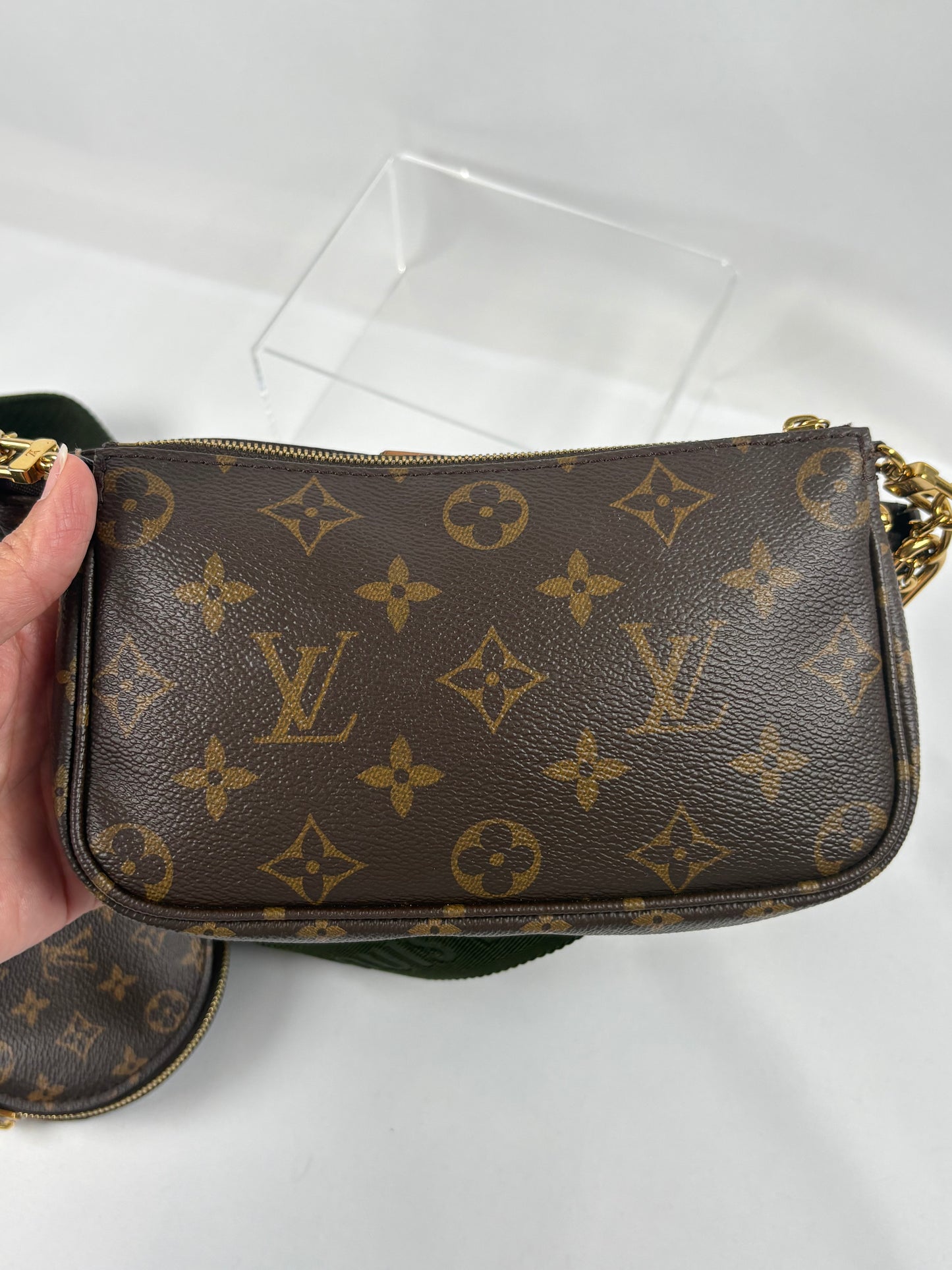 Pre-Owned LOUIS VUITTON Multi Pochette Khaki  Handbag