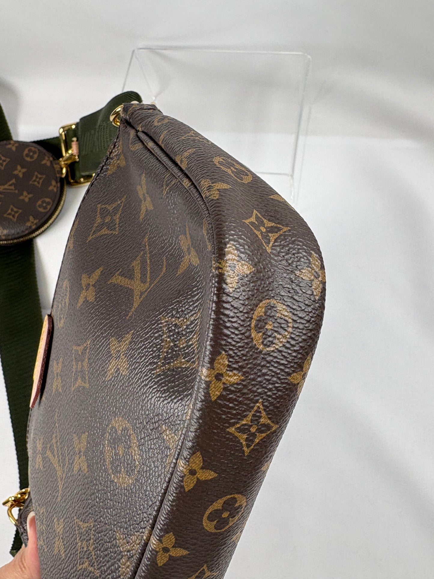 Pre-Owned LOUIS VUITTON Multi Pochette Khaki  Handbag