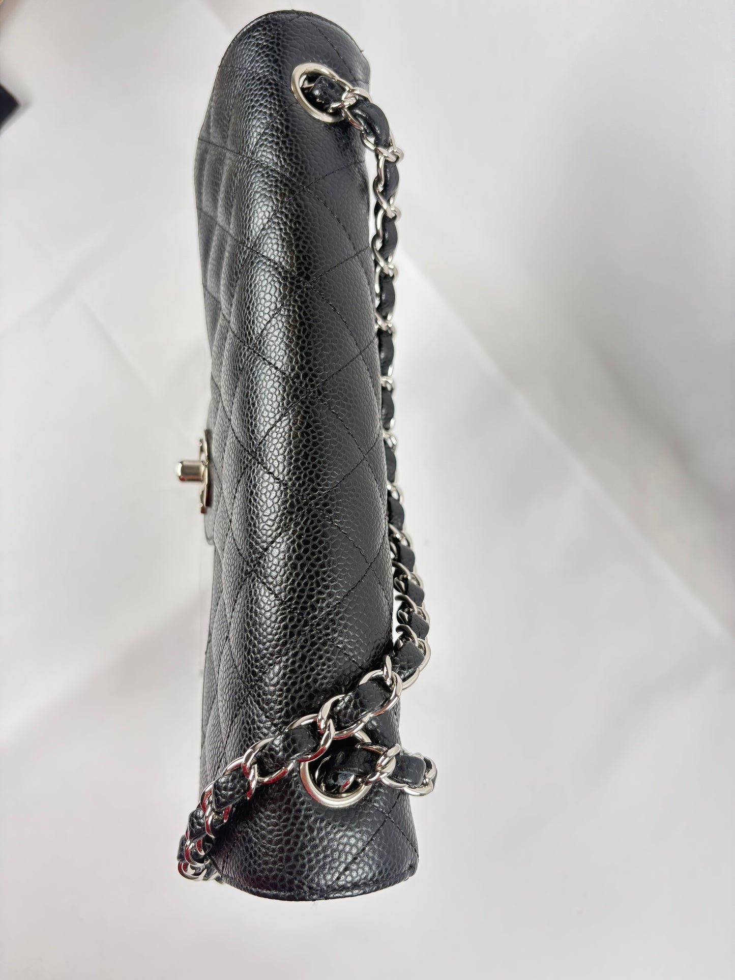Pre-Owned CHANEL™ Caviar East West Flap Black Handbag