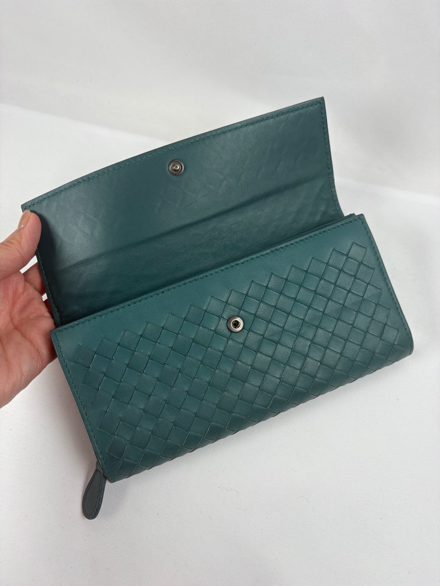Pre-Owned BOTTEGA VENETA Nappa Long Green Wallet
