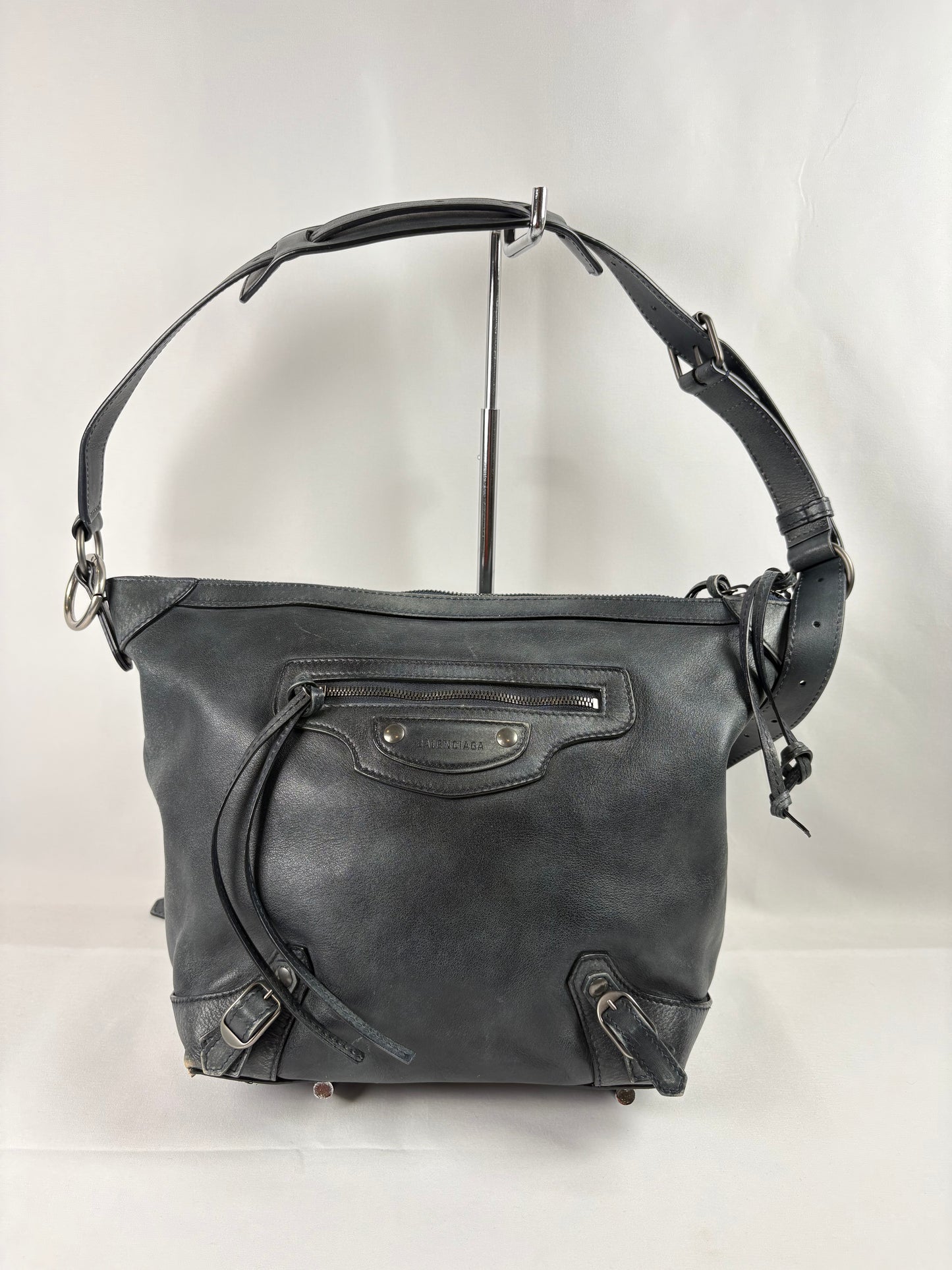Pre-owned BALENCIAGA Neo Classic Hobo Grey Handbag, Small