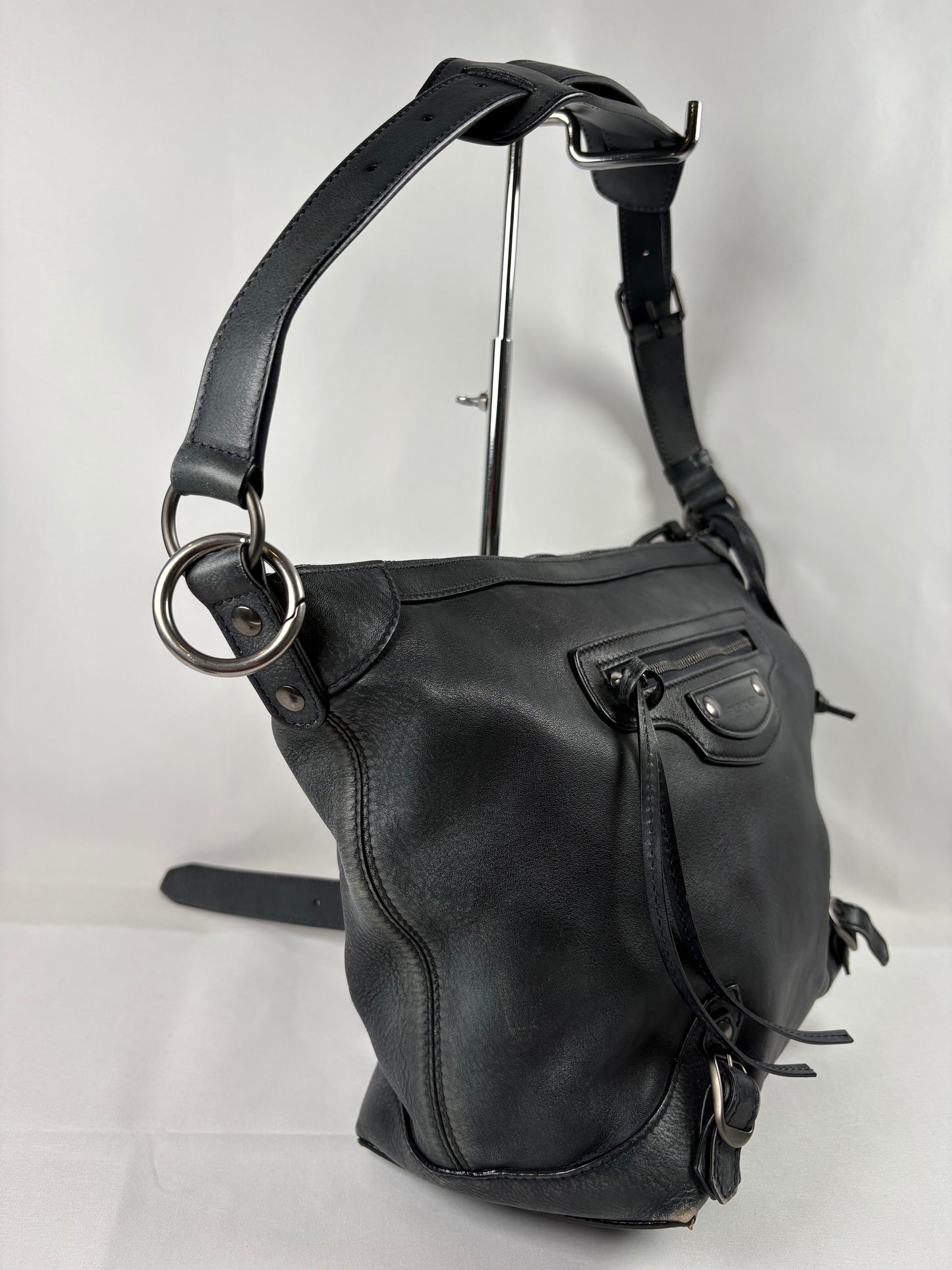 Pre-owned BALENCIAGA Neo Classic Hobo Grey Handbag, Small
