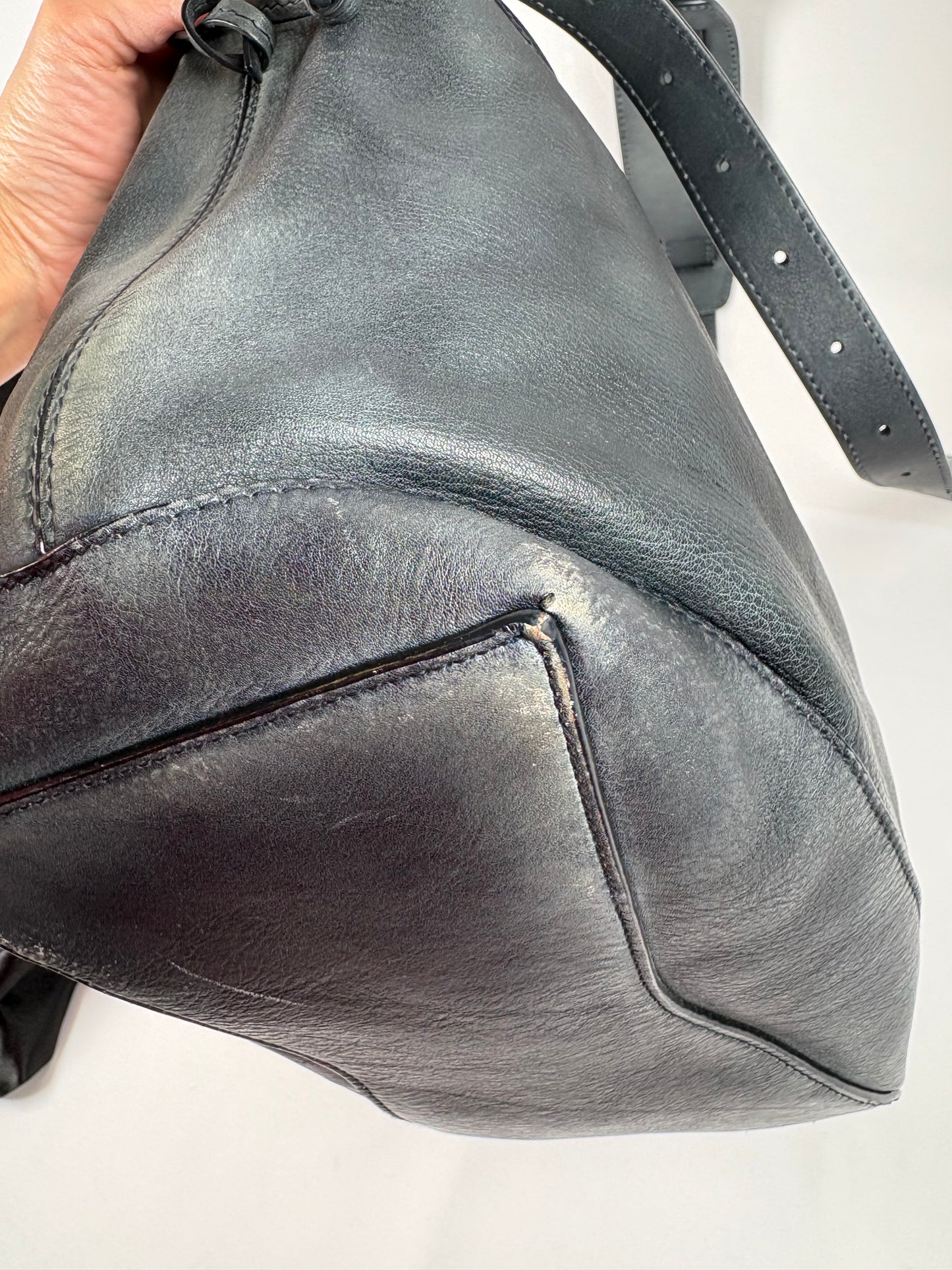 Pre-owned BALENCIAGA Neo Classic Hobo Grey Handbag, Small