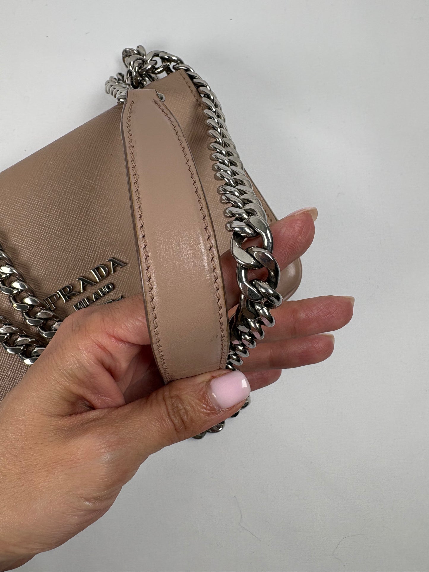 Pre-Owned PRADA Soft Calf & Saffiano Crossbody Nude Handbag