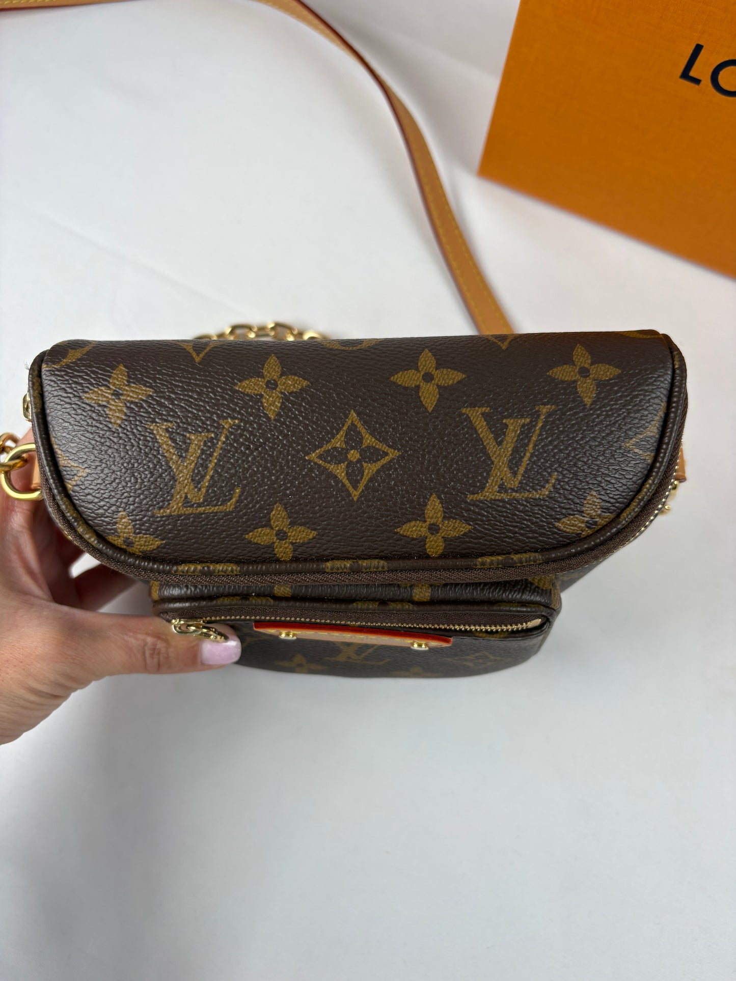 Pre-Owned LOUIS VUITTON Bumbag Monogram Handbag, Mini