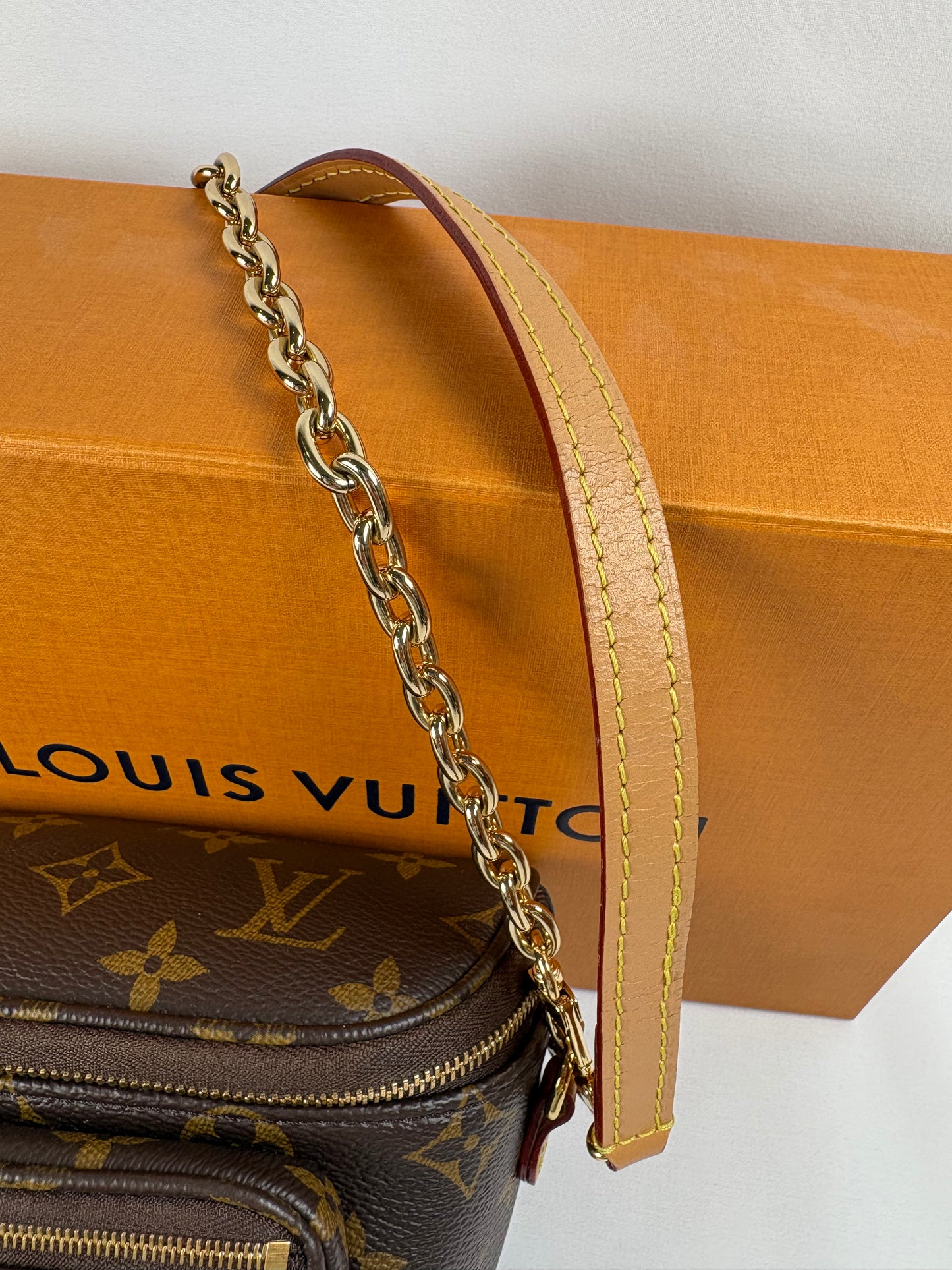 Pre-Owned LOUIS VUITTON Bumbag Monogram Handbag, Mini