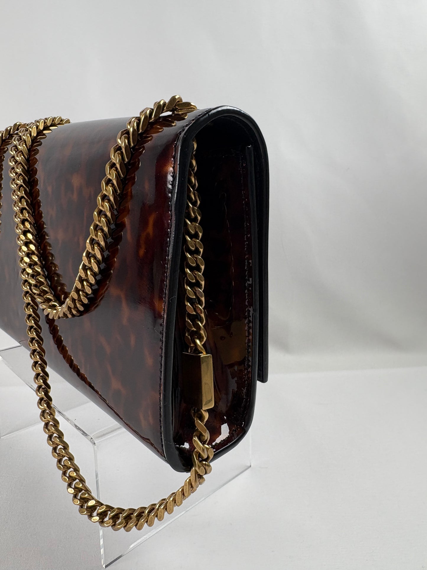 Pre-Owned SAINT LAURENT Patent Monogram Chain Brown/GHW Handbag