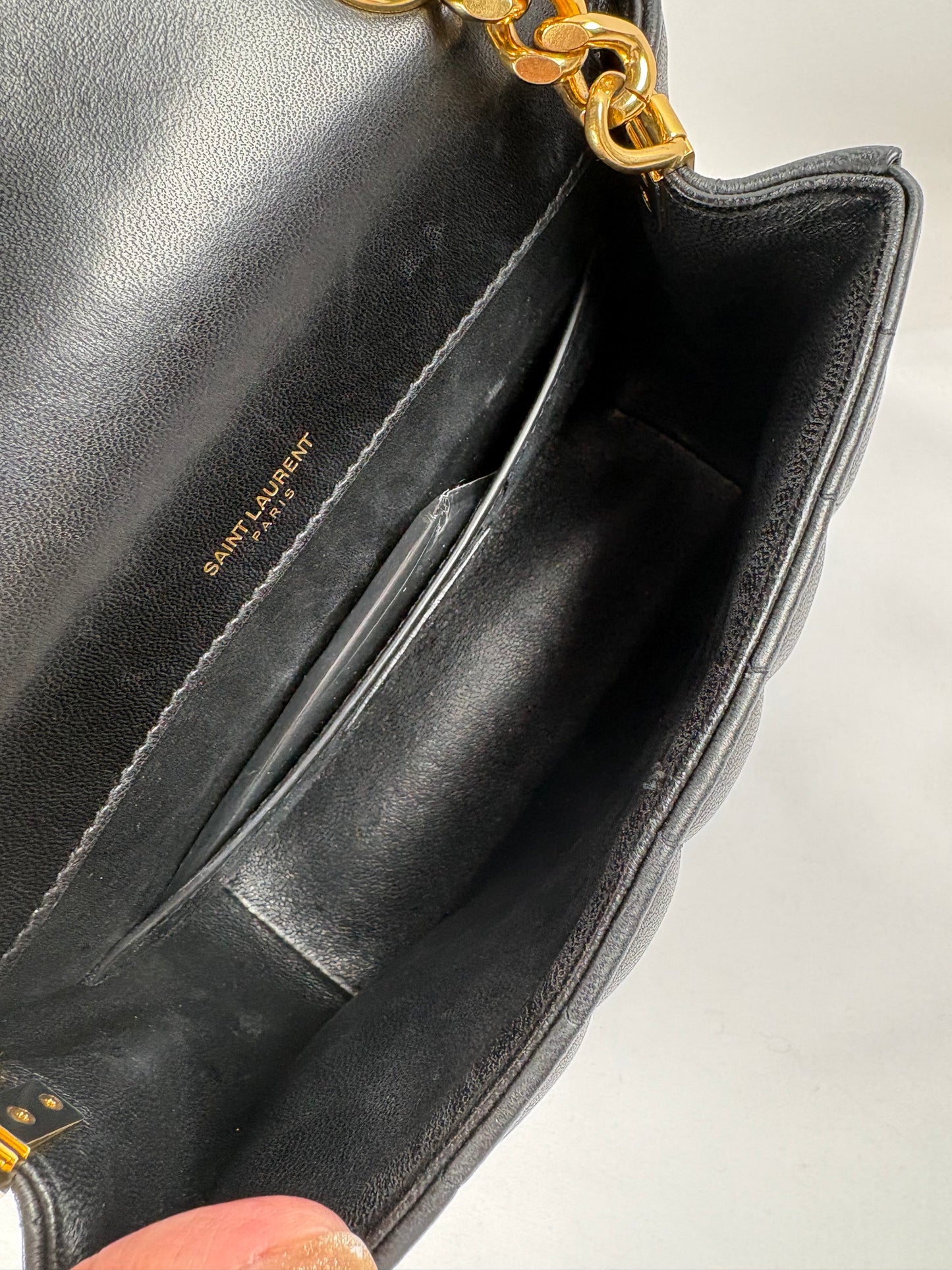 Pre-Owned SAINT LAURENT Vicky Chain Black, Small Handbag