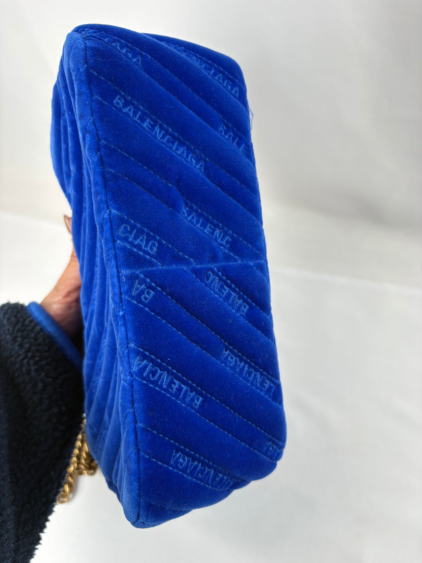 Pre-Owned BALENCIAGA BB Round Royal Blue Handbag