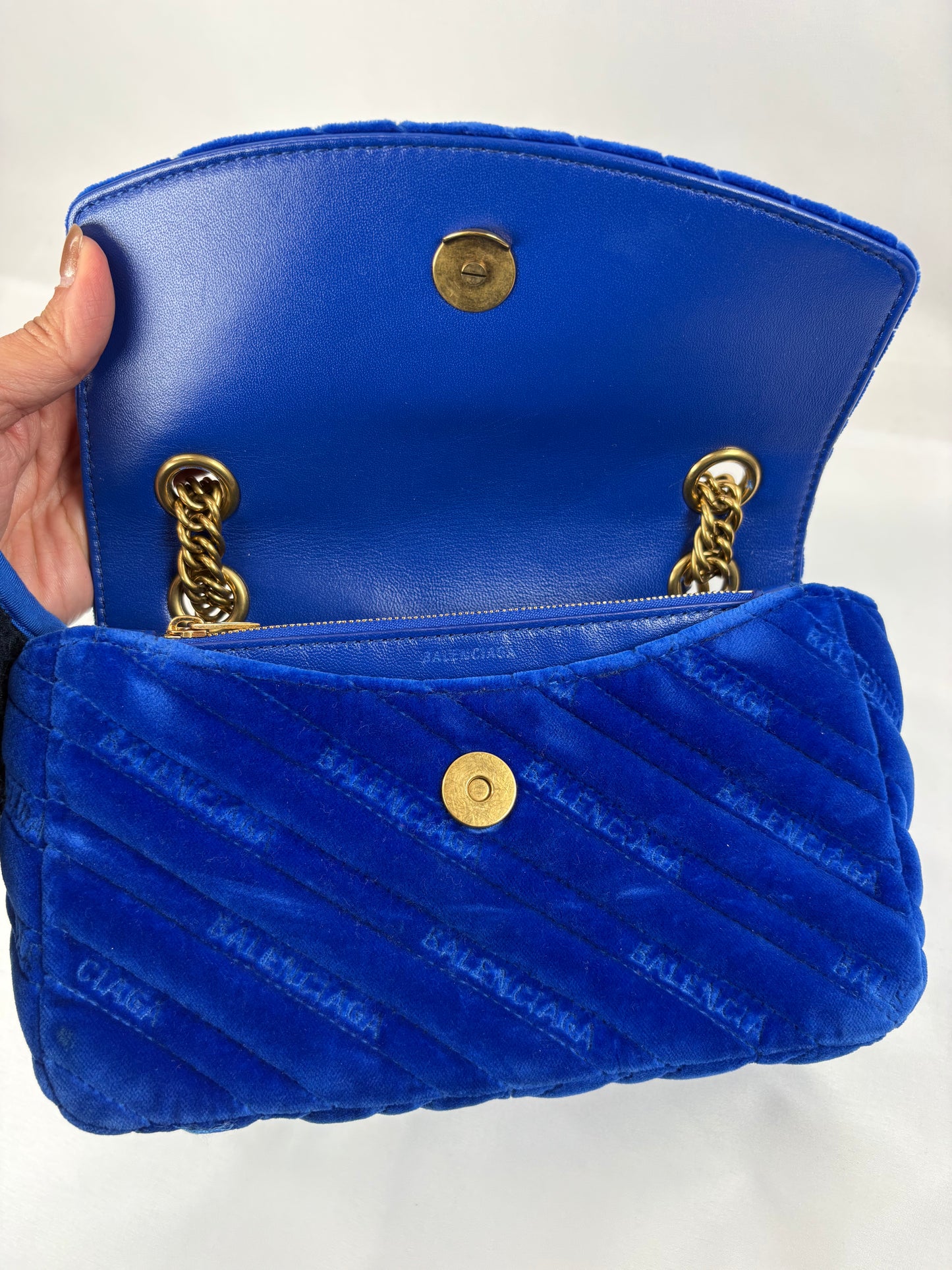 Pre-Owned BALENCIAGA BB Round Royal Blue Handbag
