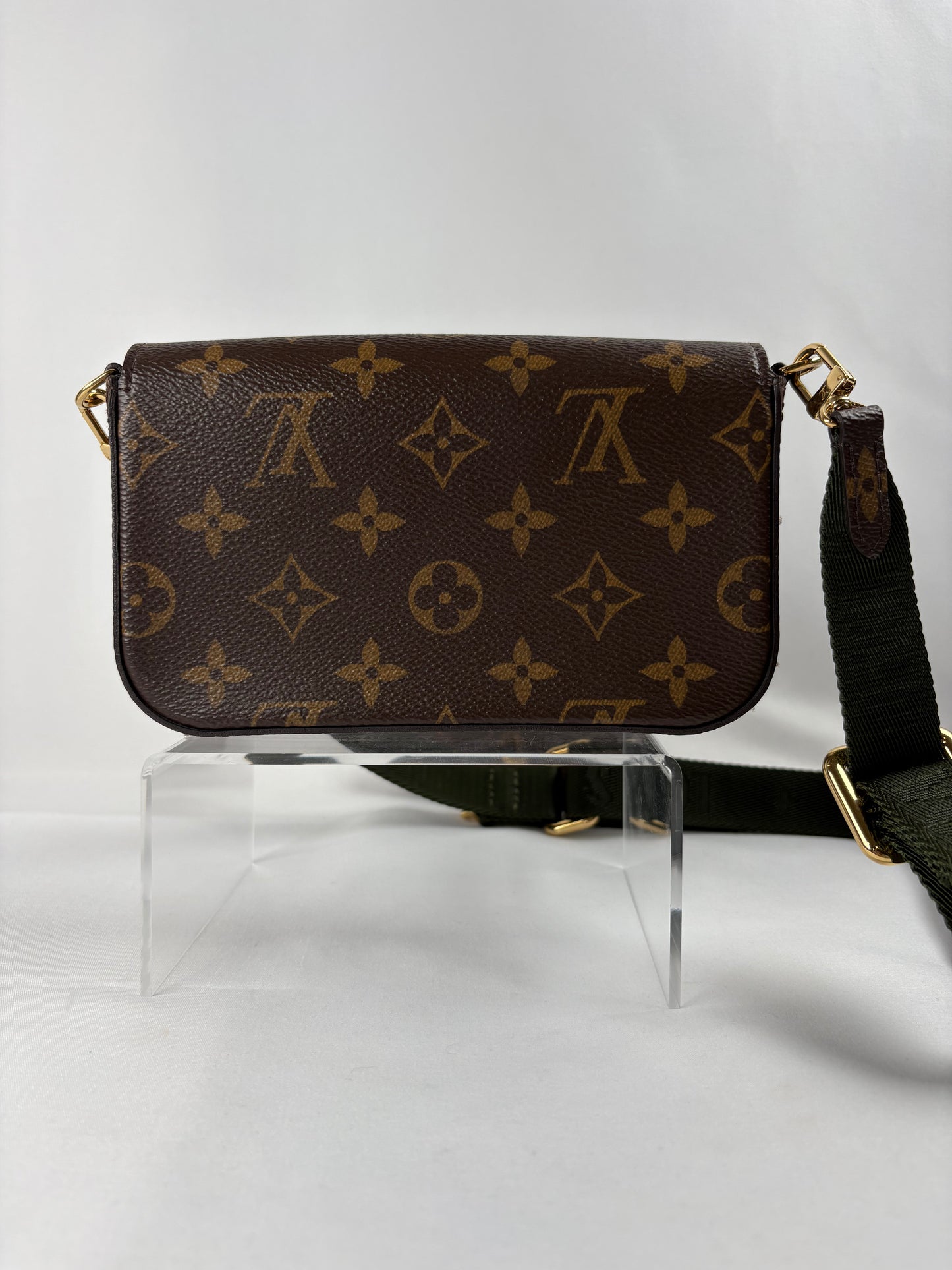 Pre-Owned LOUIS VUITTON Felicie Strap & Go Monogram Handbag
