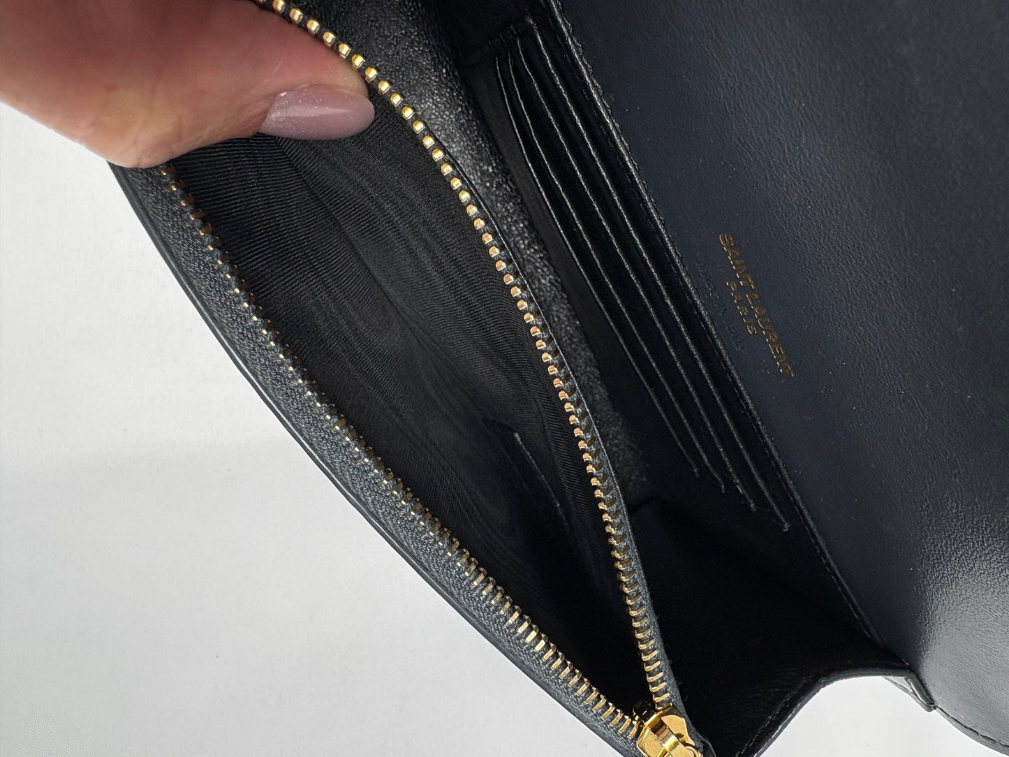 Pre-Owned SAINT LAURENT Classic Monogram Kate Belt Bag, Grey