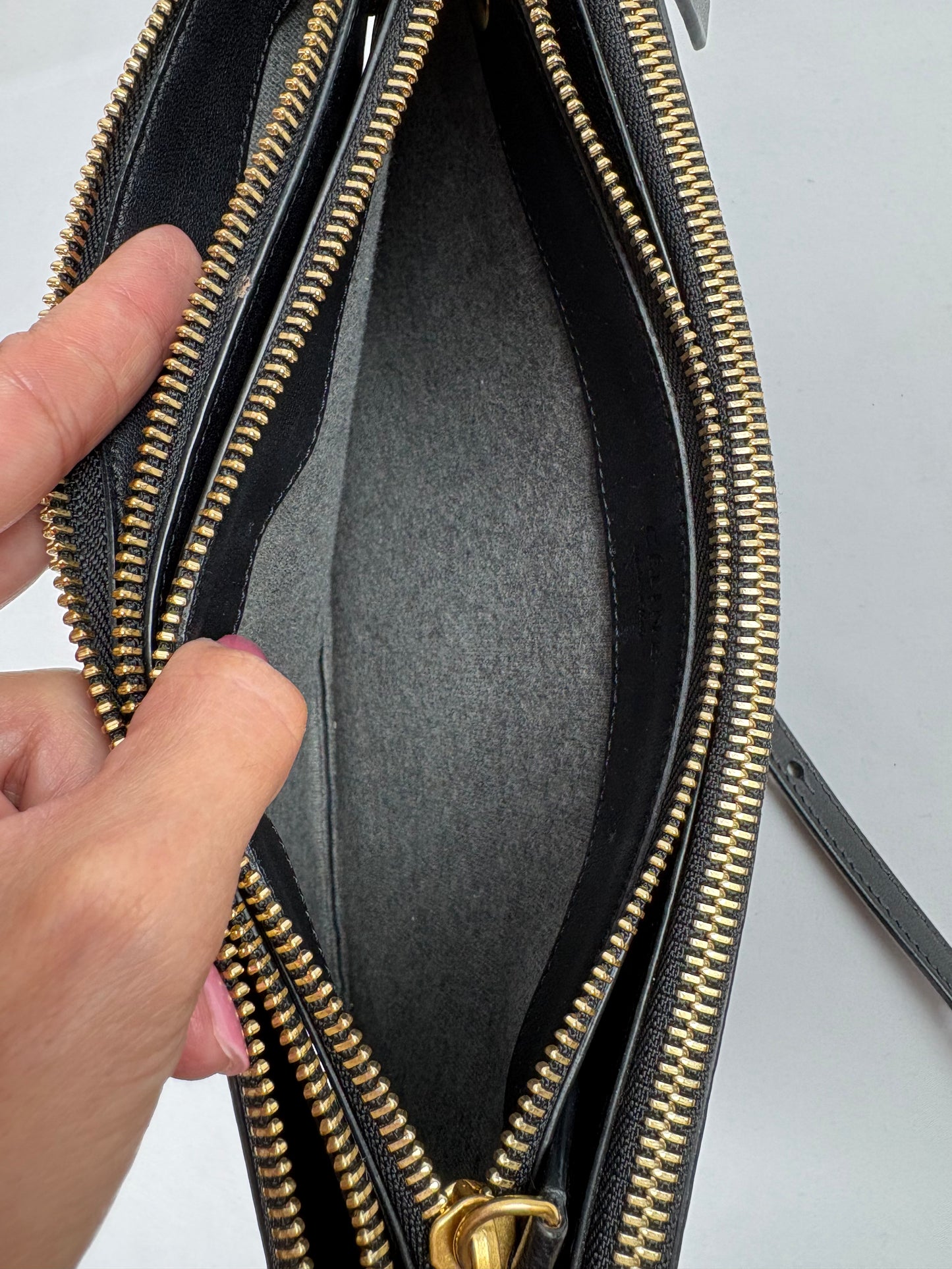 Pre-Owned CELINE Trio Black Handbag, Large