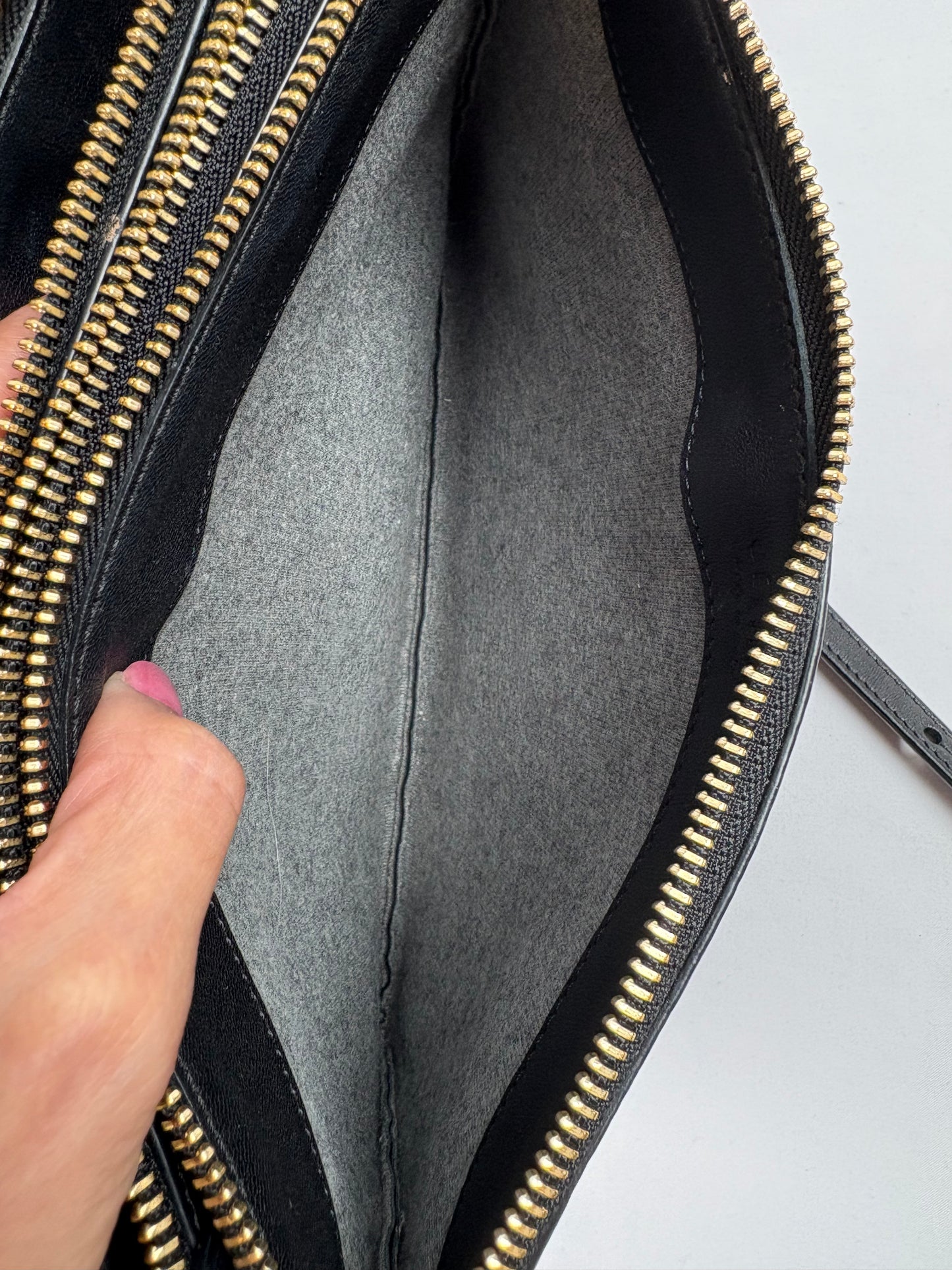 Pre-Owned CELINE Trio Black Handbag, Large