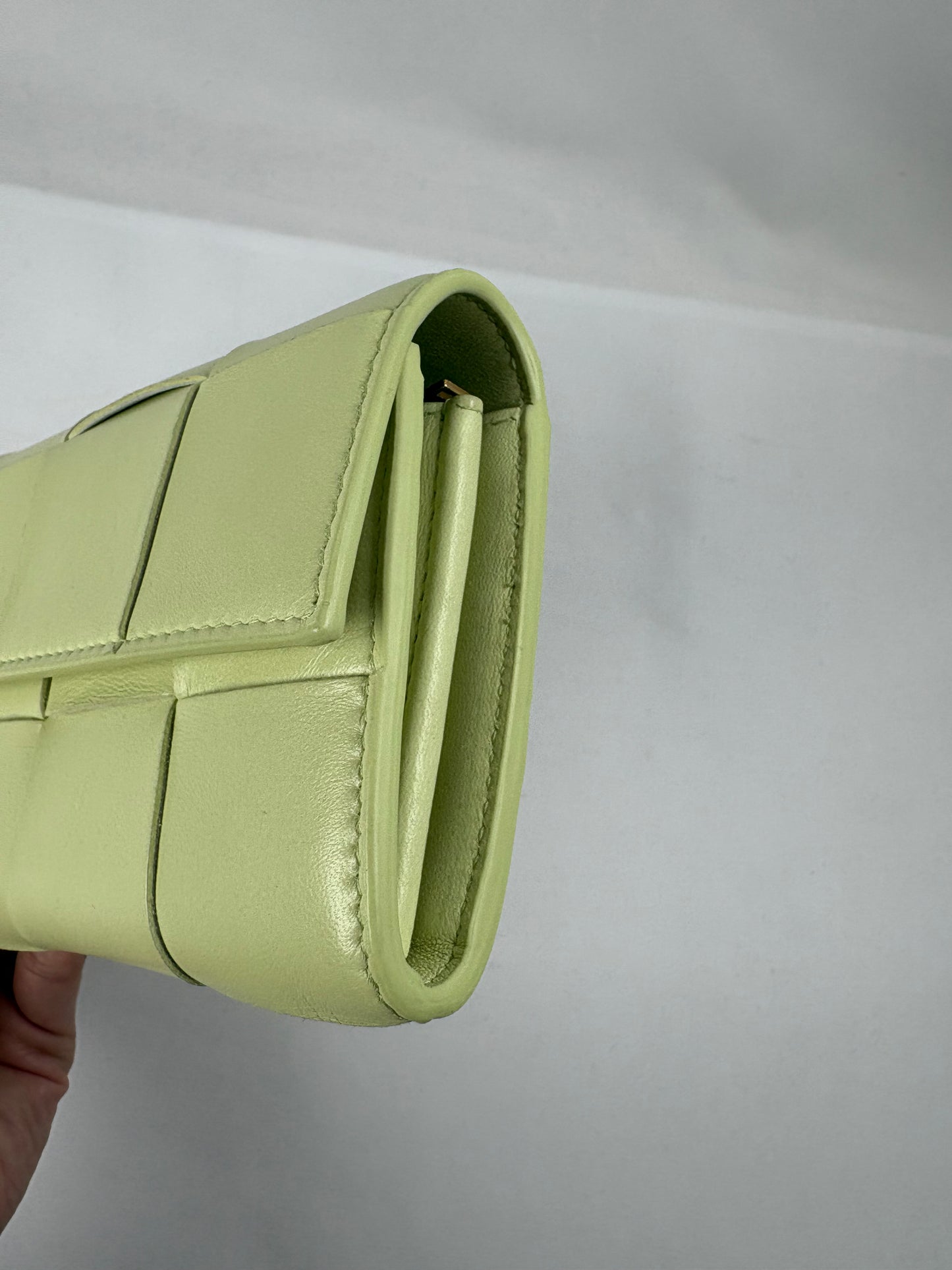 Pre-Owned BOTTEGA VENETA Maxi Intrecciato Leather Yellow Wallet