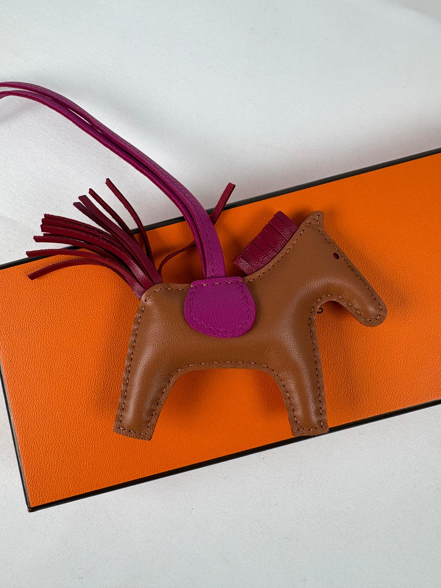 Pre-Owned HERMES Rodeo Brown/Purple Charm, PM
