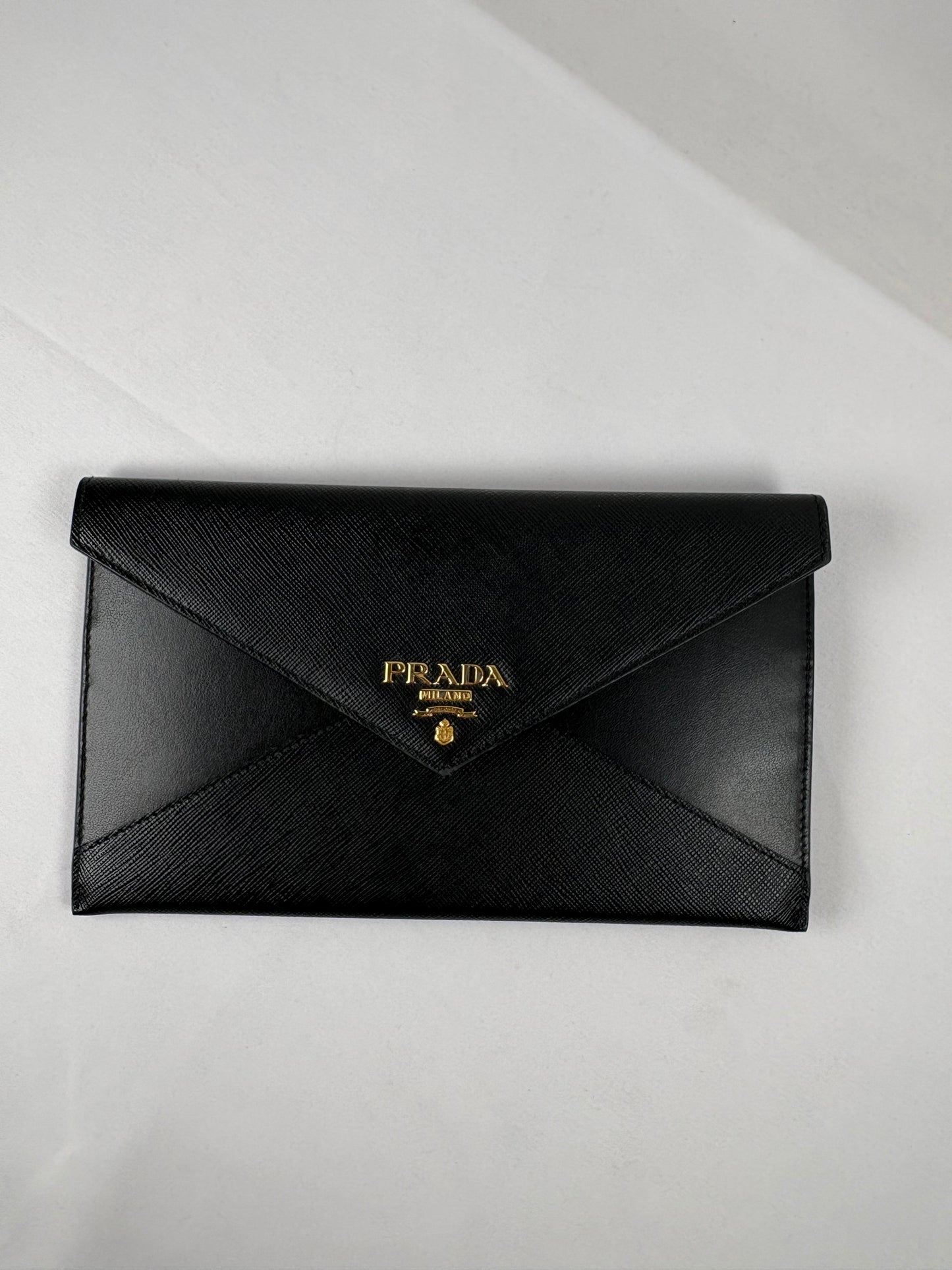 Pre-Owned PRADA Envelope Long Black/GHW Wallet
