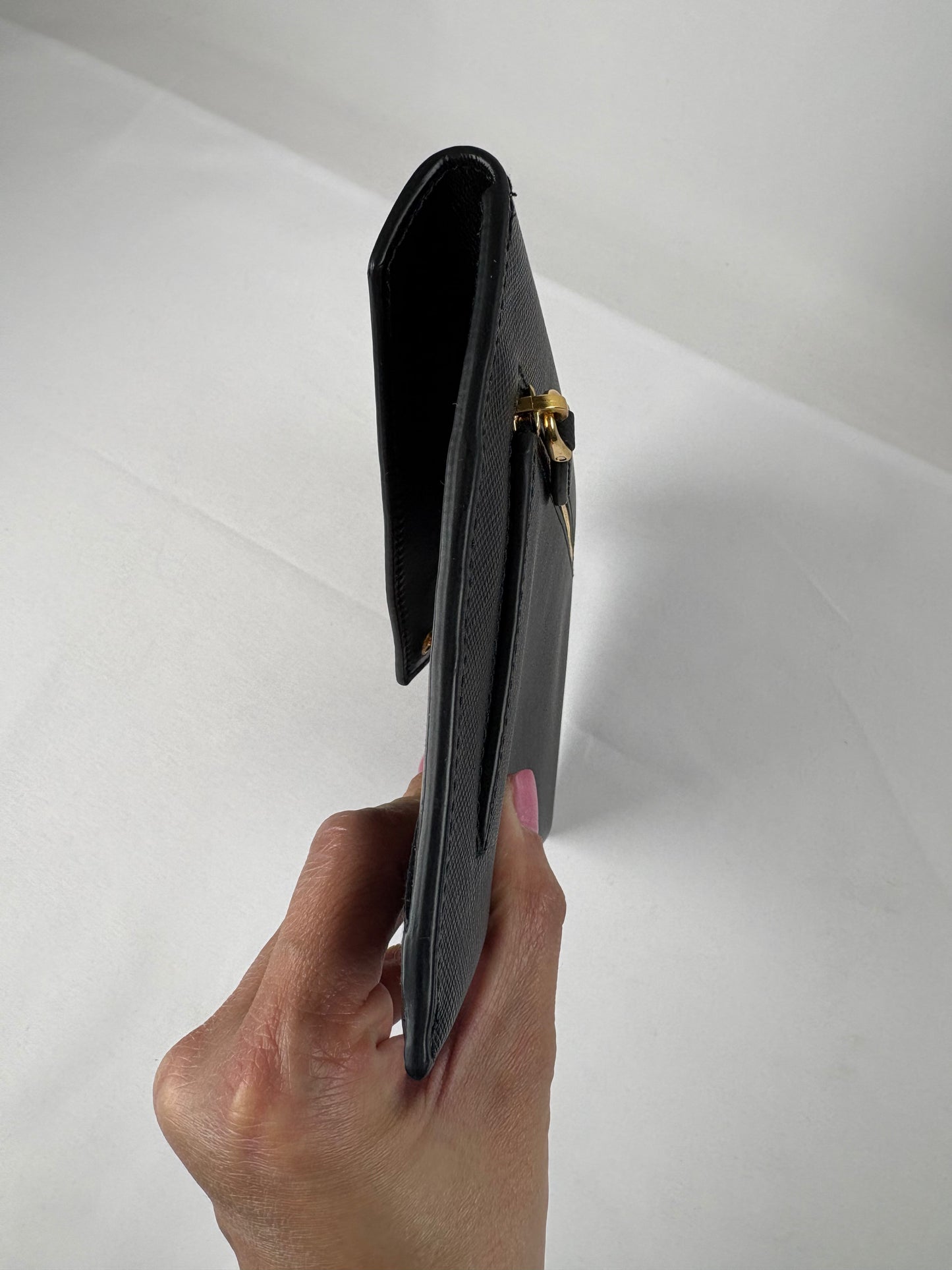 Pre-Owned PRADA Envelope Long Black/GHW Wallet