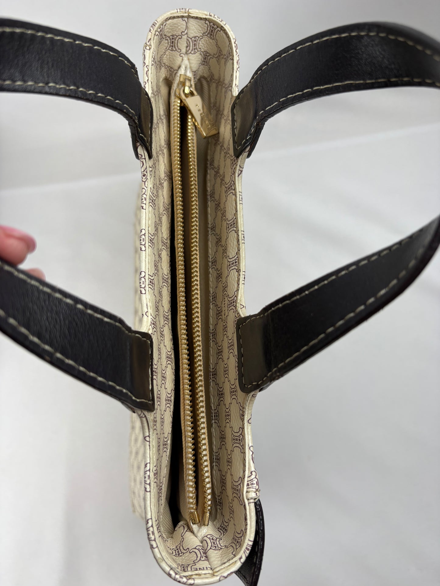 Pre-Owned CELINE Macadam Canvas White Handbag