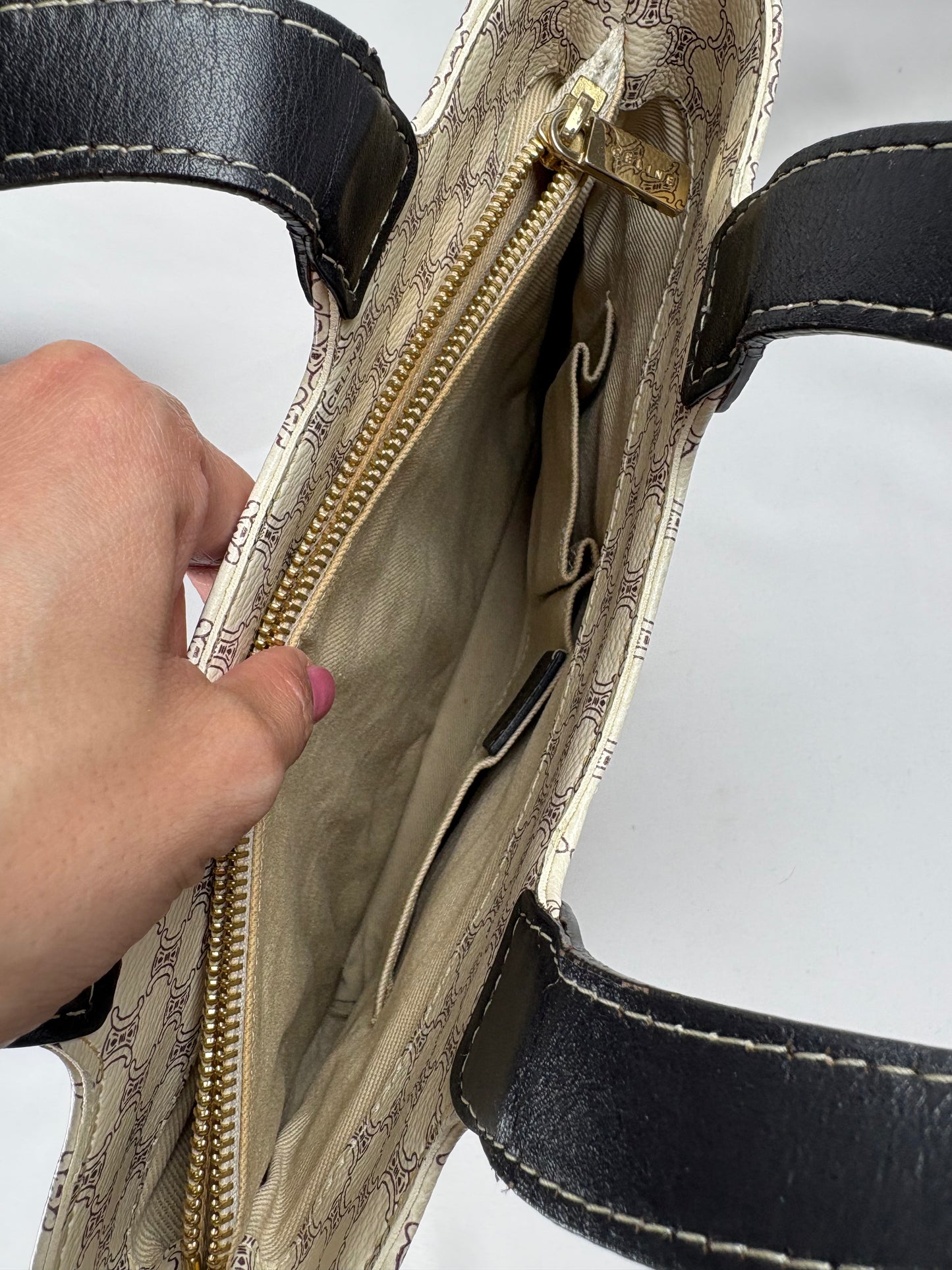 Pre-Owned CELINE Macadam Canvas White Handbag