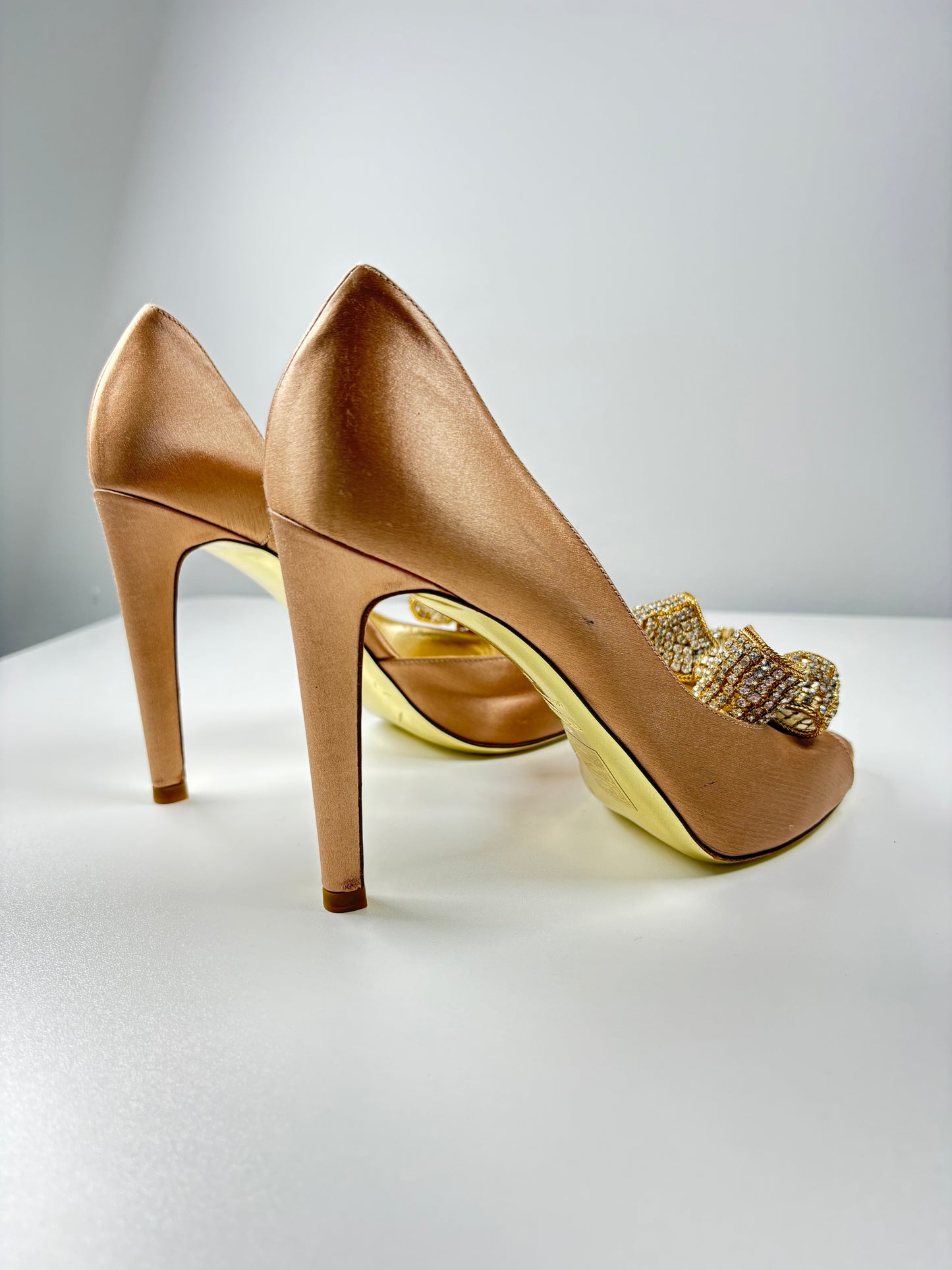 Pre-Owned VALENTINO Satin Pearl Bow D'Orsay Open Toe Pumps, 37.5, Nude/Gold
