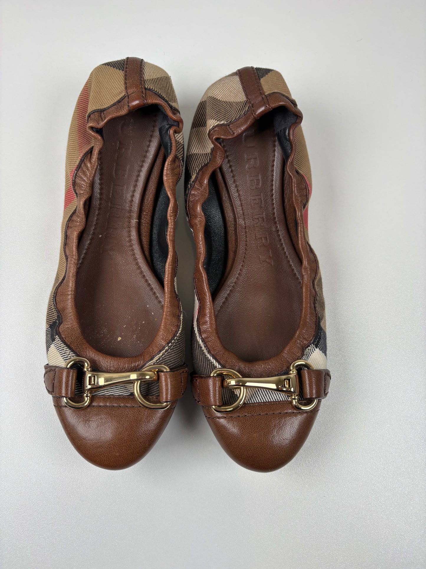Pre-Owned BURBERRY Flats, Nova Check, 36