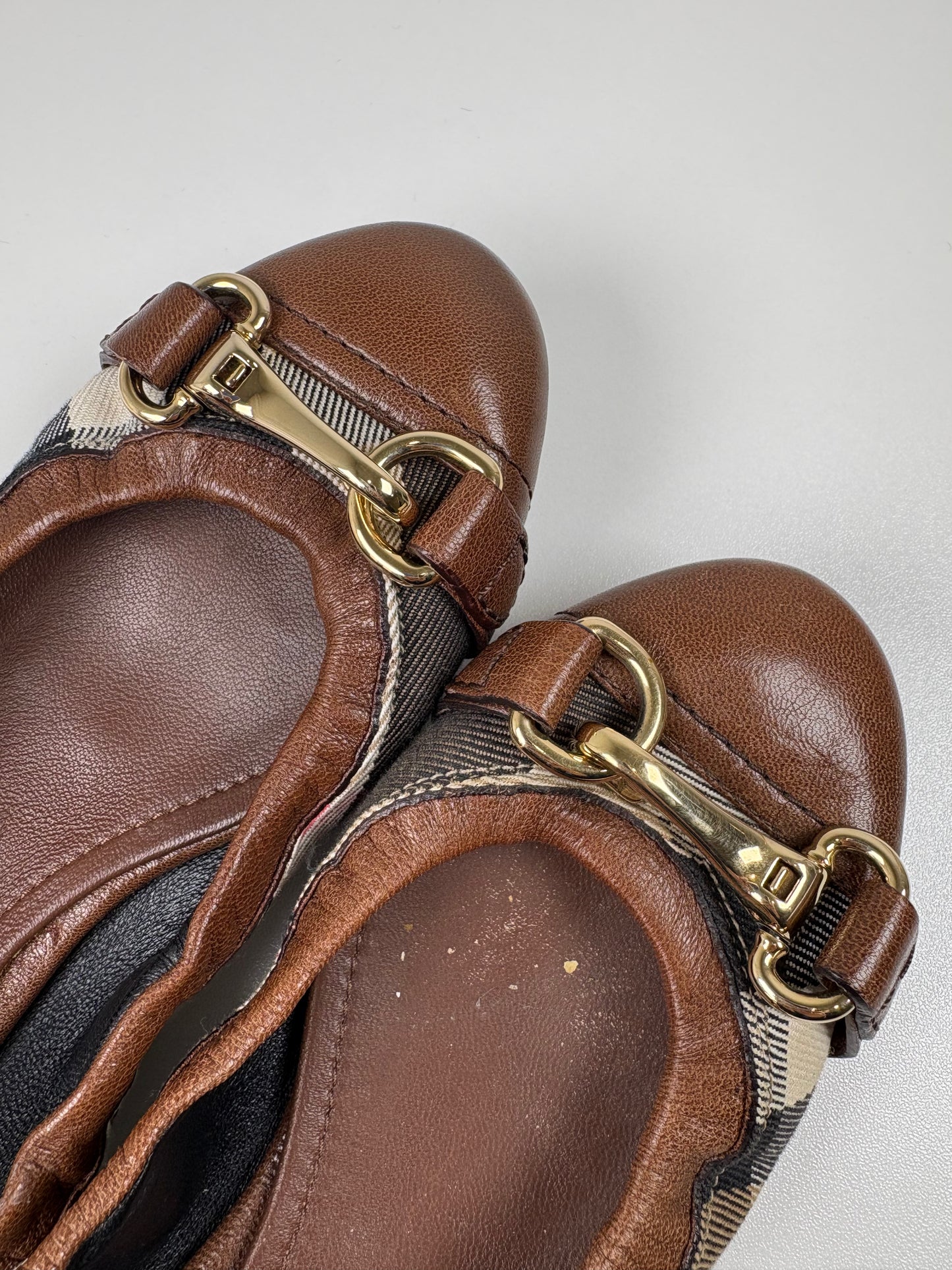 Pre-Owned BURBERRY Flats, Nova Check, 36