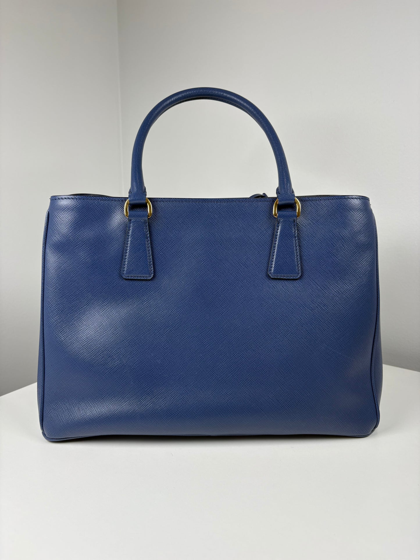 Pre-Owned PRADA Galleria Handbag, Blue, Medium