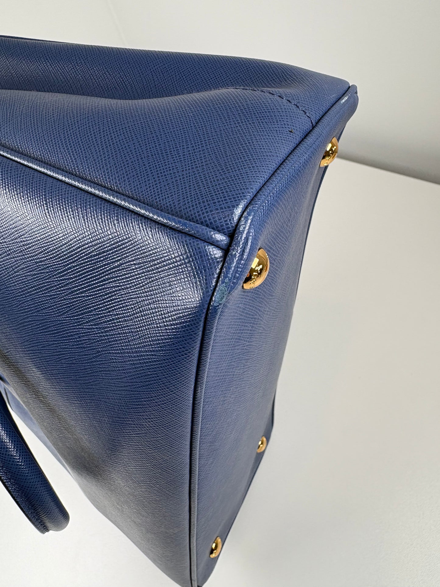 Pre-Owned PRADA Galleria Handbag, Blue, Medium