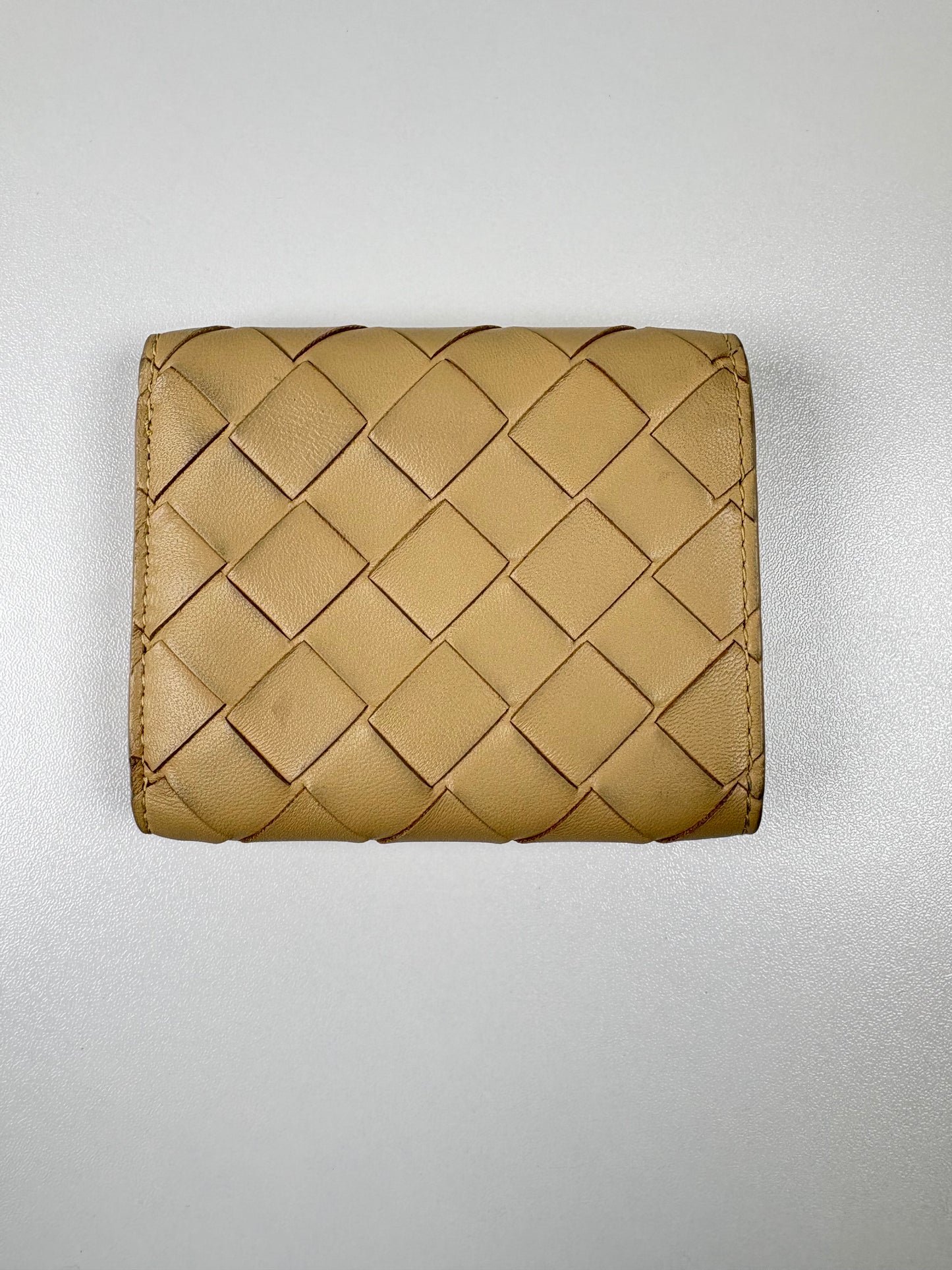Pre-Owned BOTTEGA VENETA Trifold Wallet, Beige