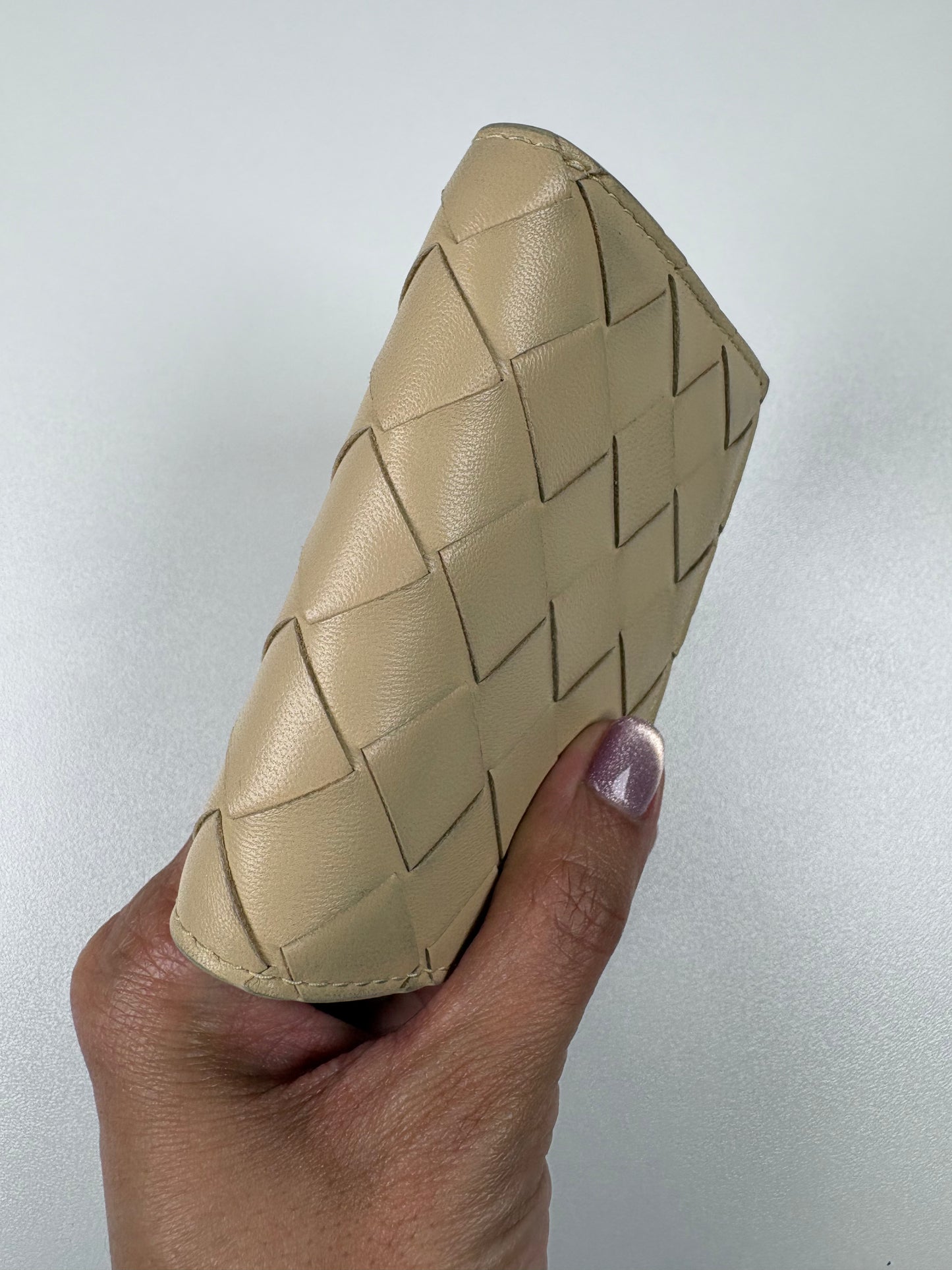 Pre-Owned BOTTEGA VENETA Trifold Wallet, Beige