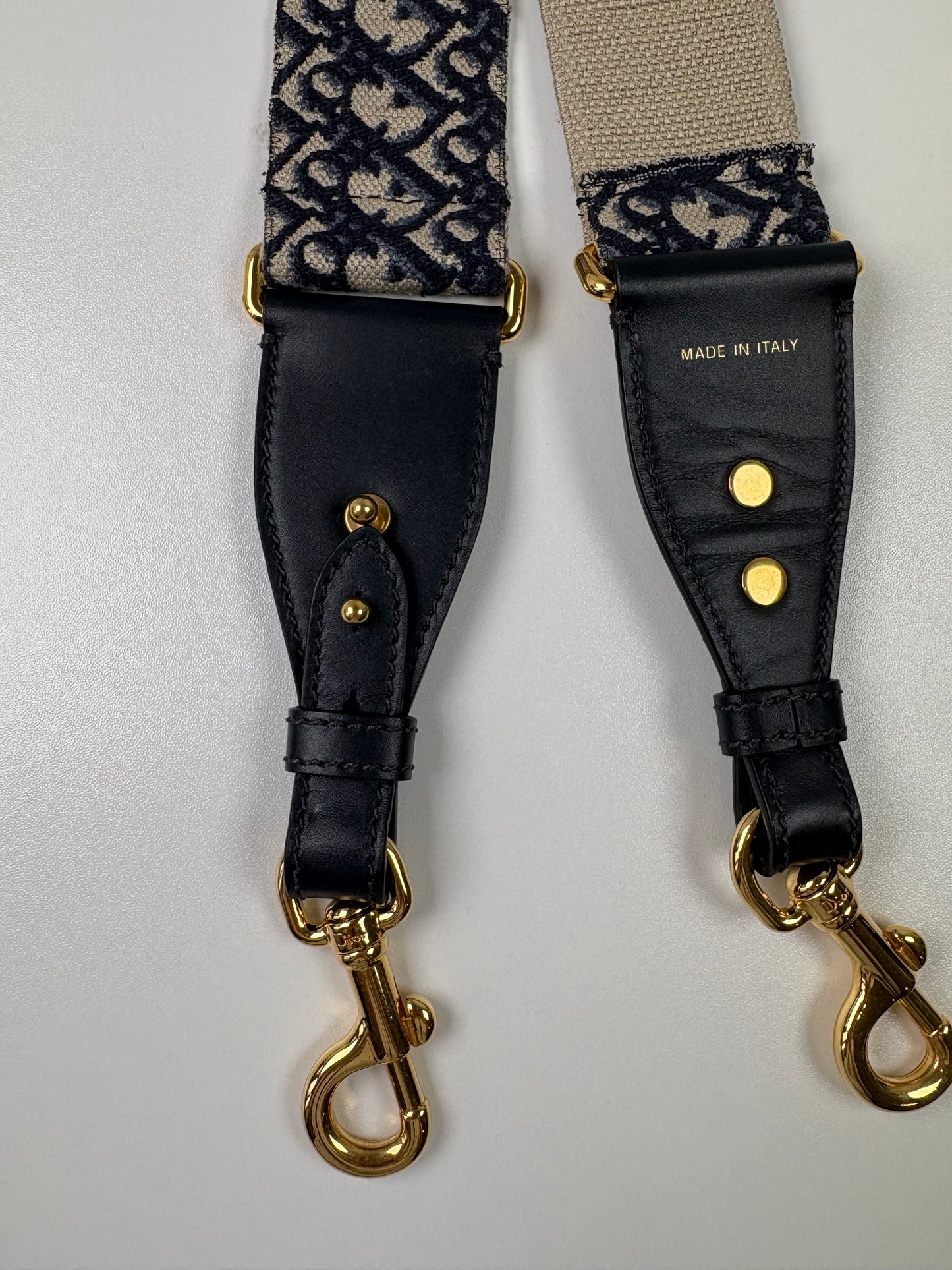 Pre-Owned CHRISTIAN DIOR Oblique Strap, Blue