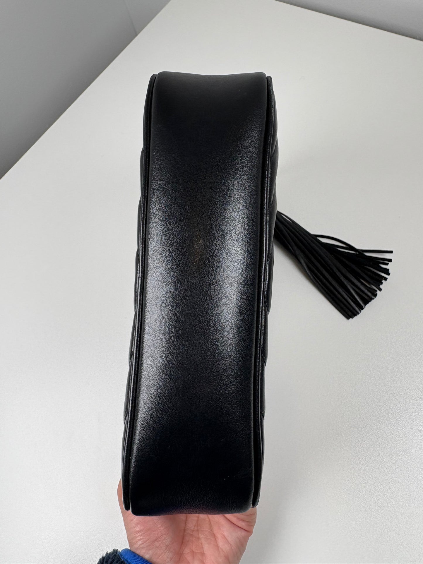 Pre-Owned SAINT LAURENT Lou Camera Handbag, Black