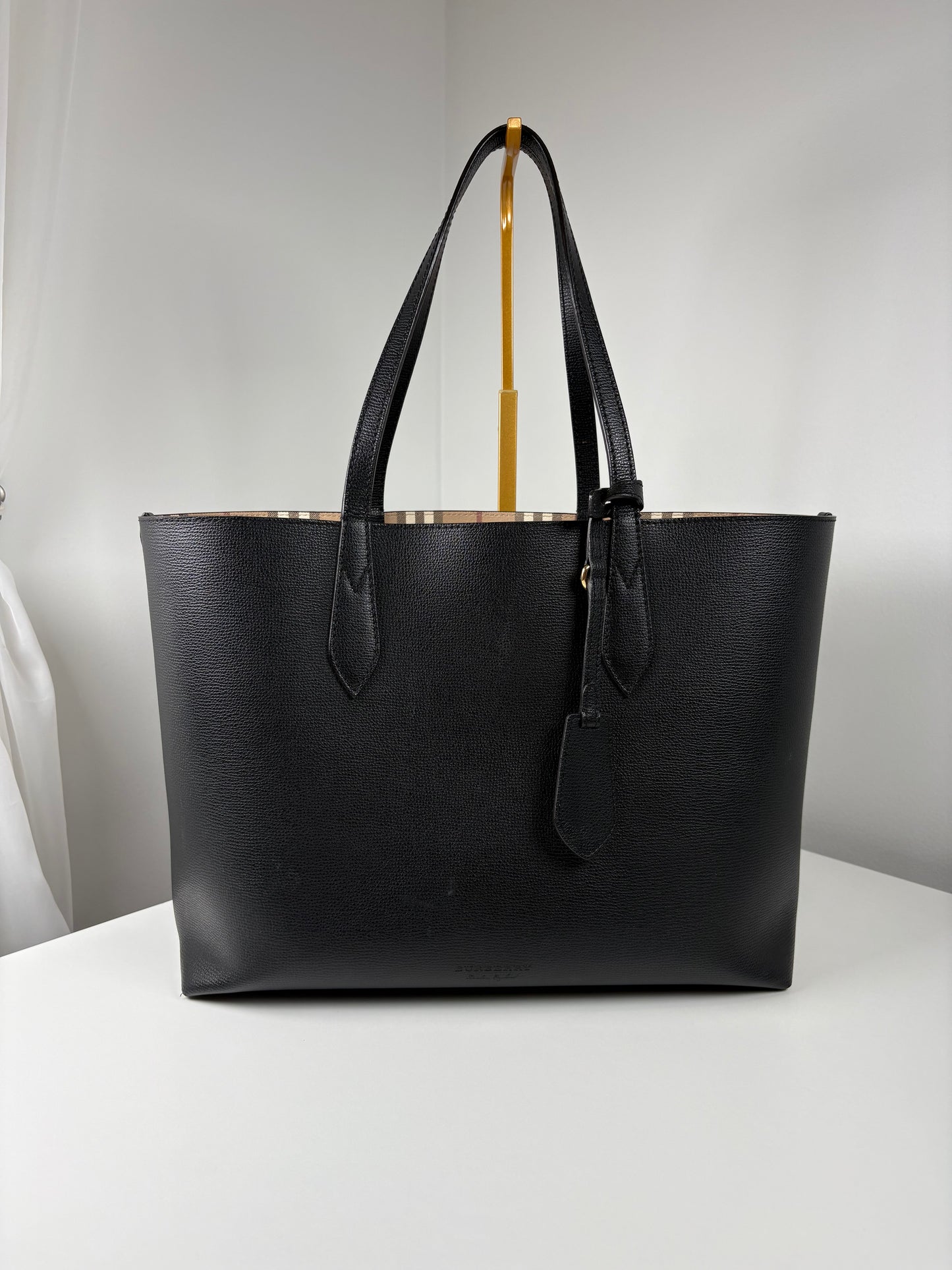 Pre-Owned BURBERRY Haymarket Check Reversible Tote Handbag, Black/Nova Check