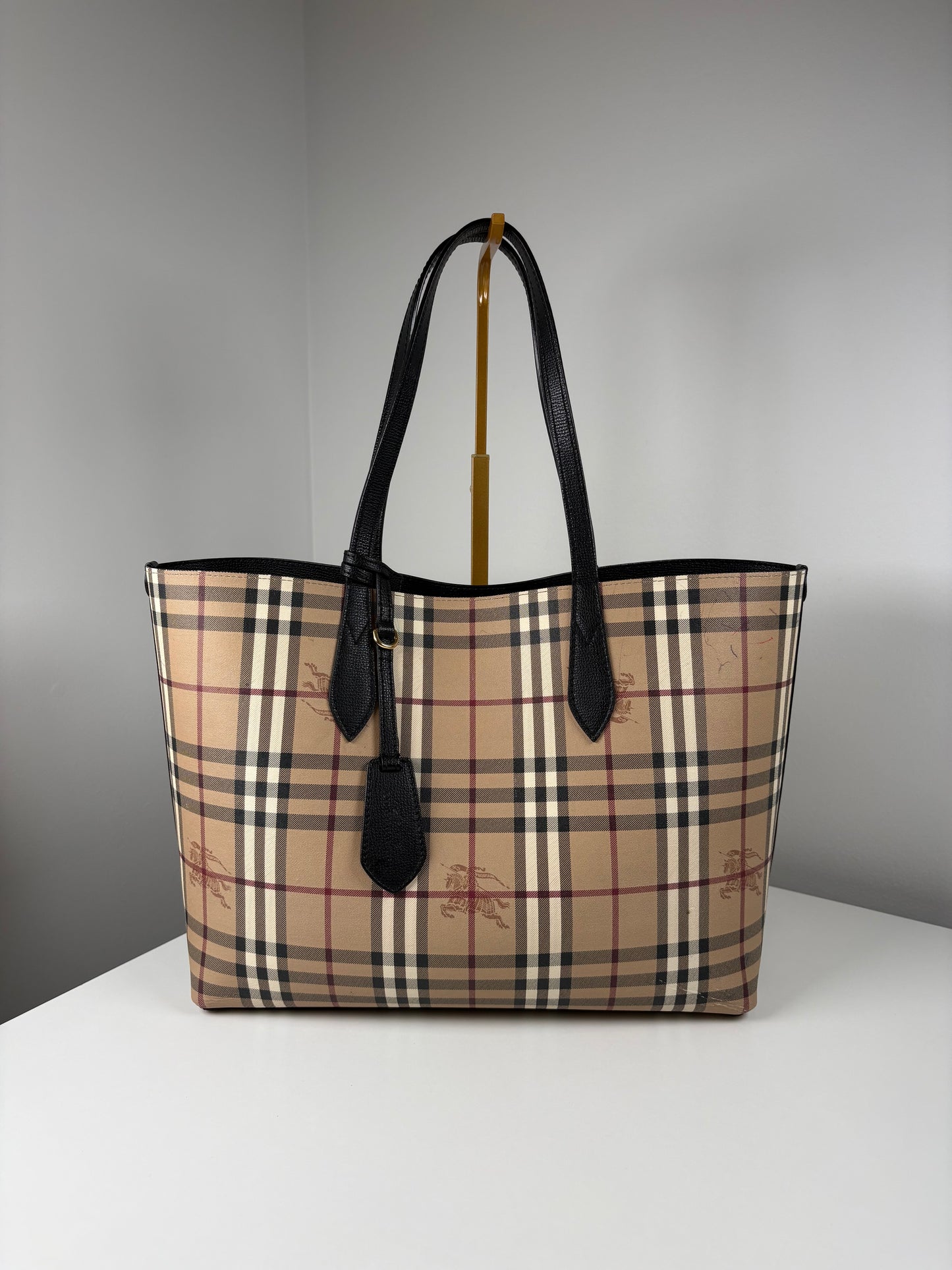 Pre-Owned BURBERRY Haymarket Check Reversible Tote Handbag, Black/Nova Check