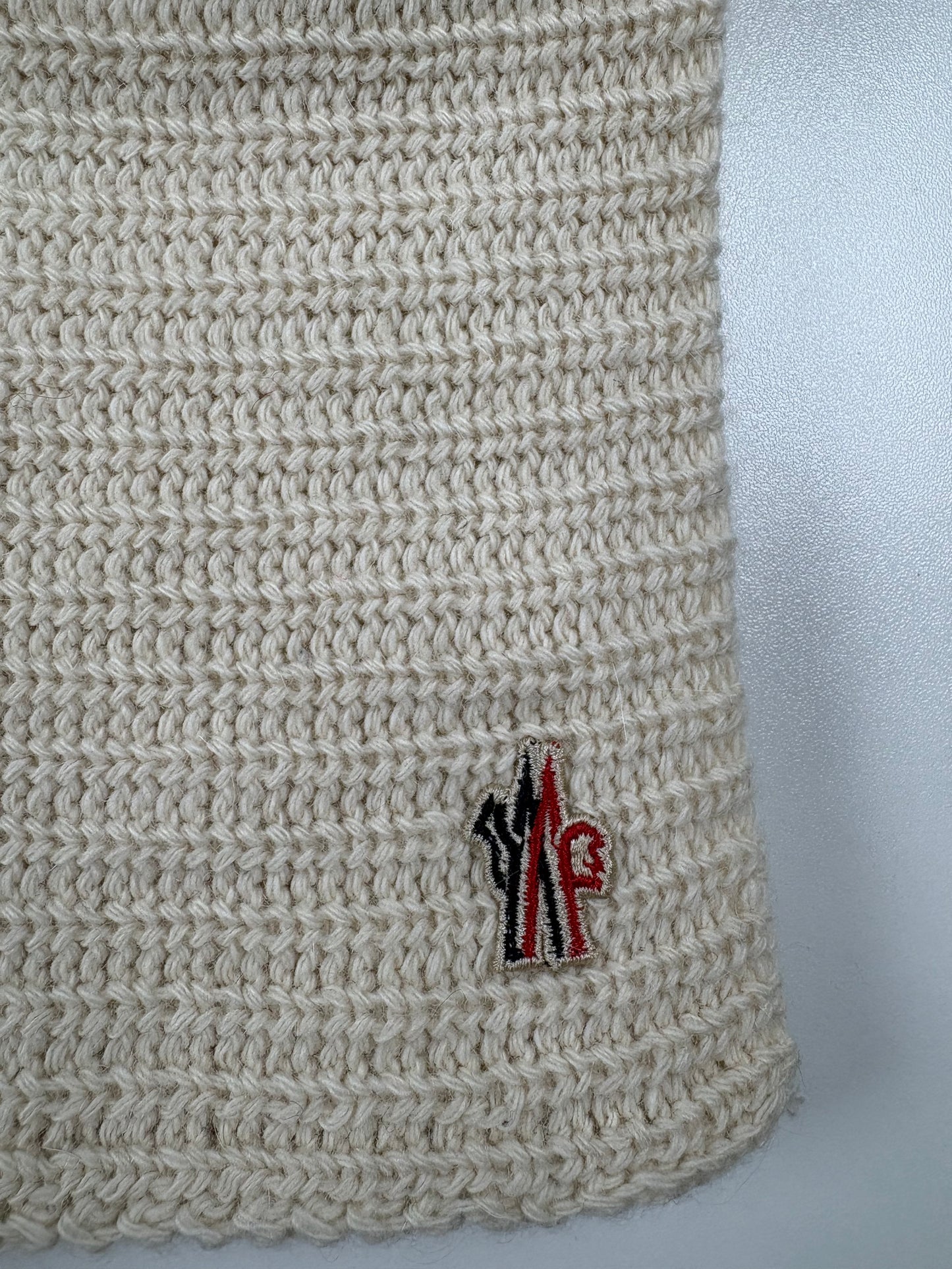 Pre-Owned MONCLER Scarf, Ivory