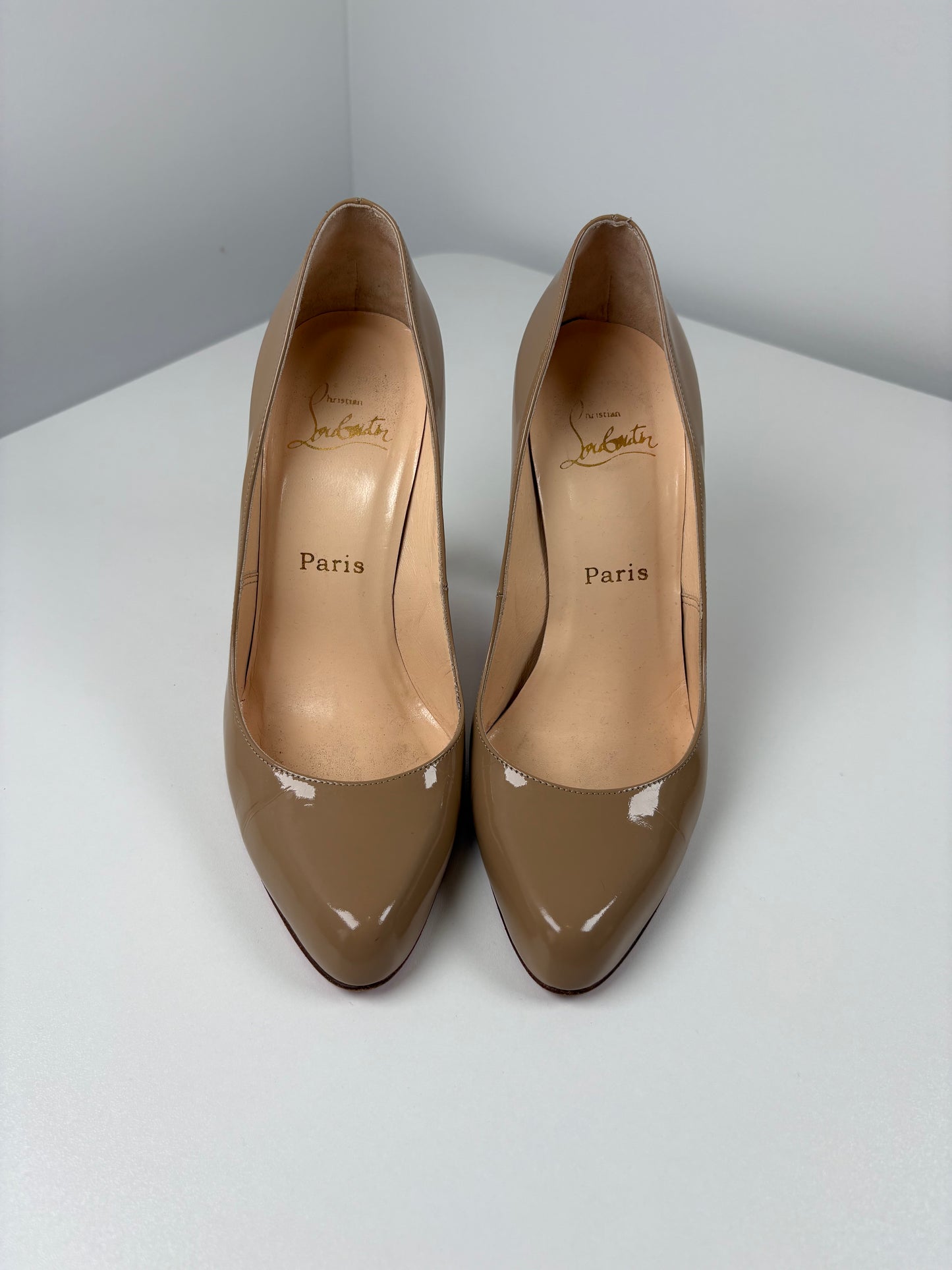 Pre-Owned CHRISTIAN LOUBOUTIN FiFi Pumps, Nude, 38.5