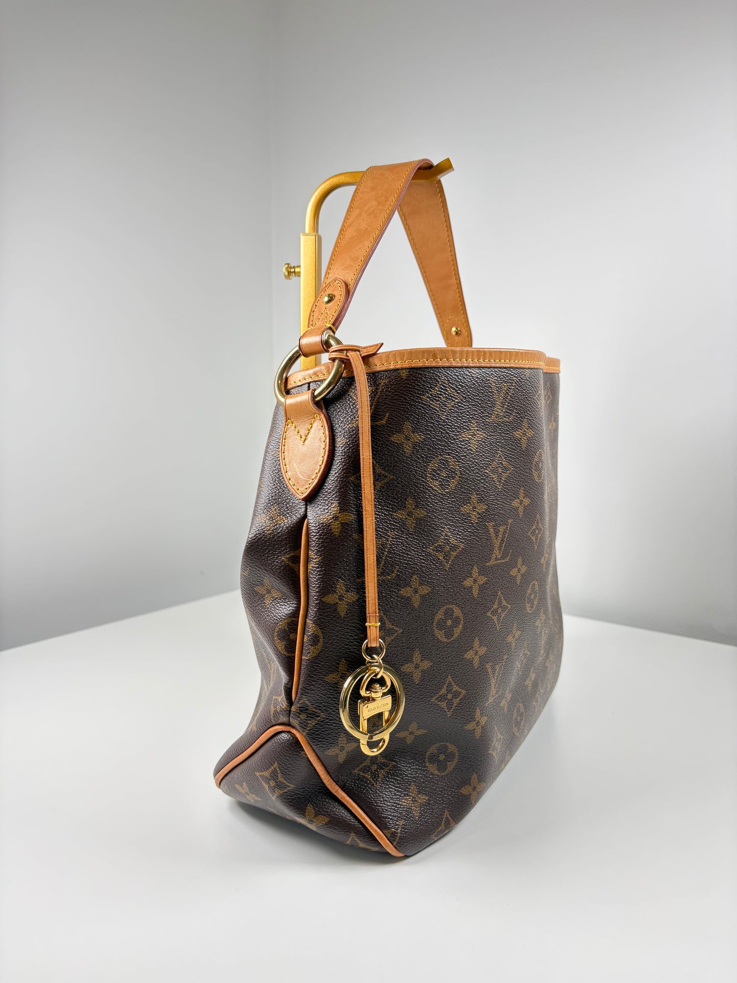 Pre-Owned LOUIS VUITTON Delightful Handbag, Monogram, PM