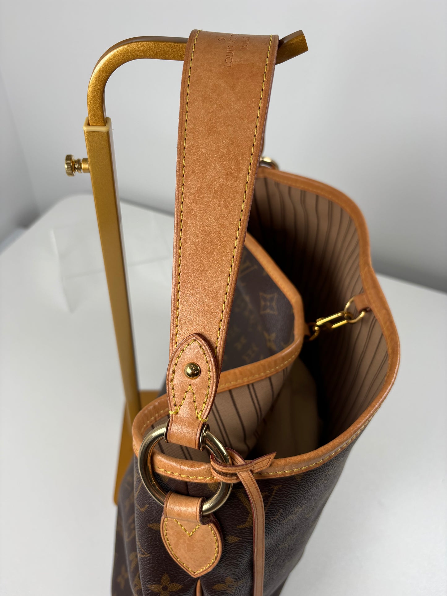 Pre-Owned LOUIS VUITTON Delightful Handbag, Monogram, PM