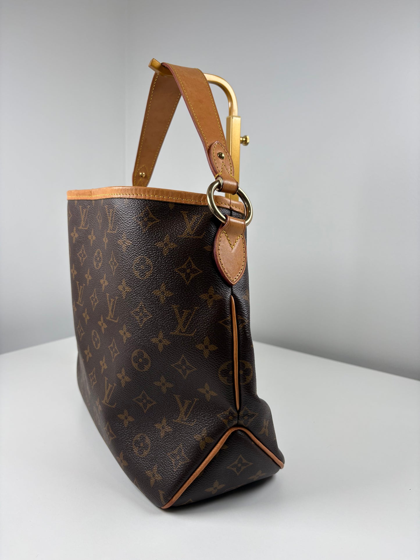 Pre-Owned LOUIS VUITTON Delightful Handbag, Monogram, PM