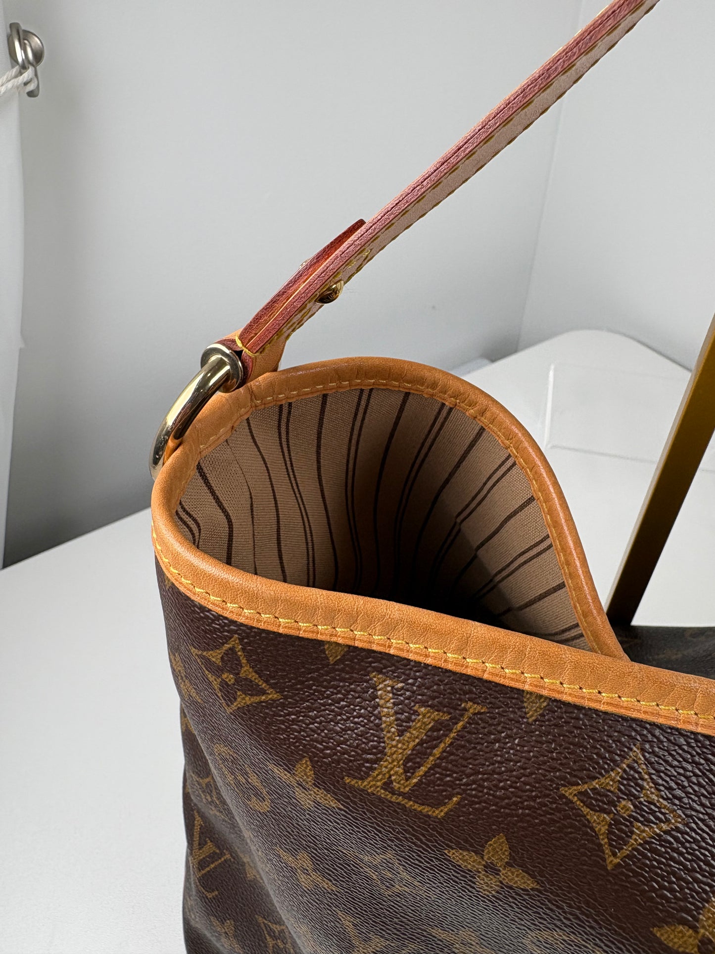 Pre-Owned LOUIS VUITTON Delightful Handbag, Monogram, PM