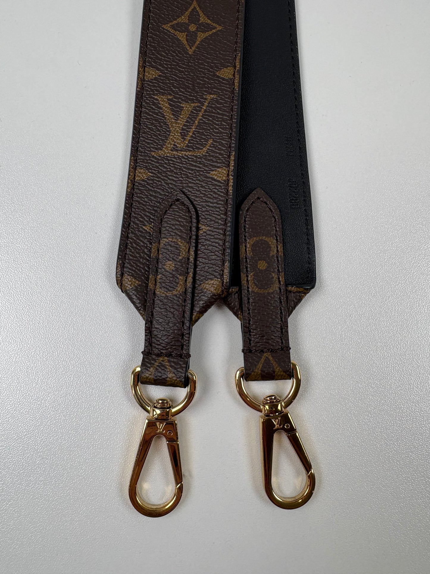 Pre-Owned LOUIS VUITTON Bandouliere Strap, Monogram