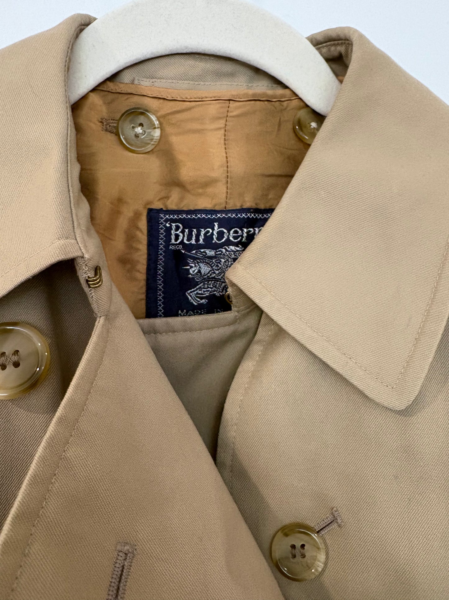 Pre-Owned BURBERRY Women's Trench Coat, Beige, 6