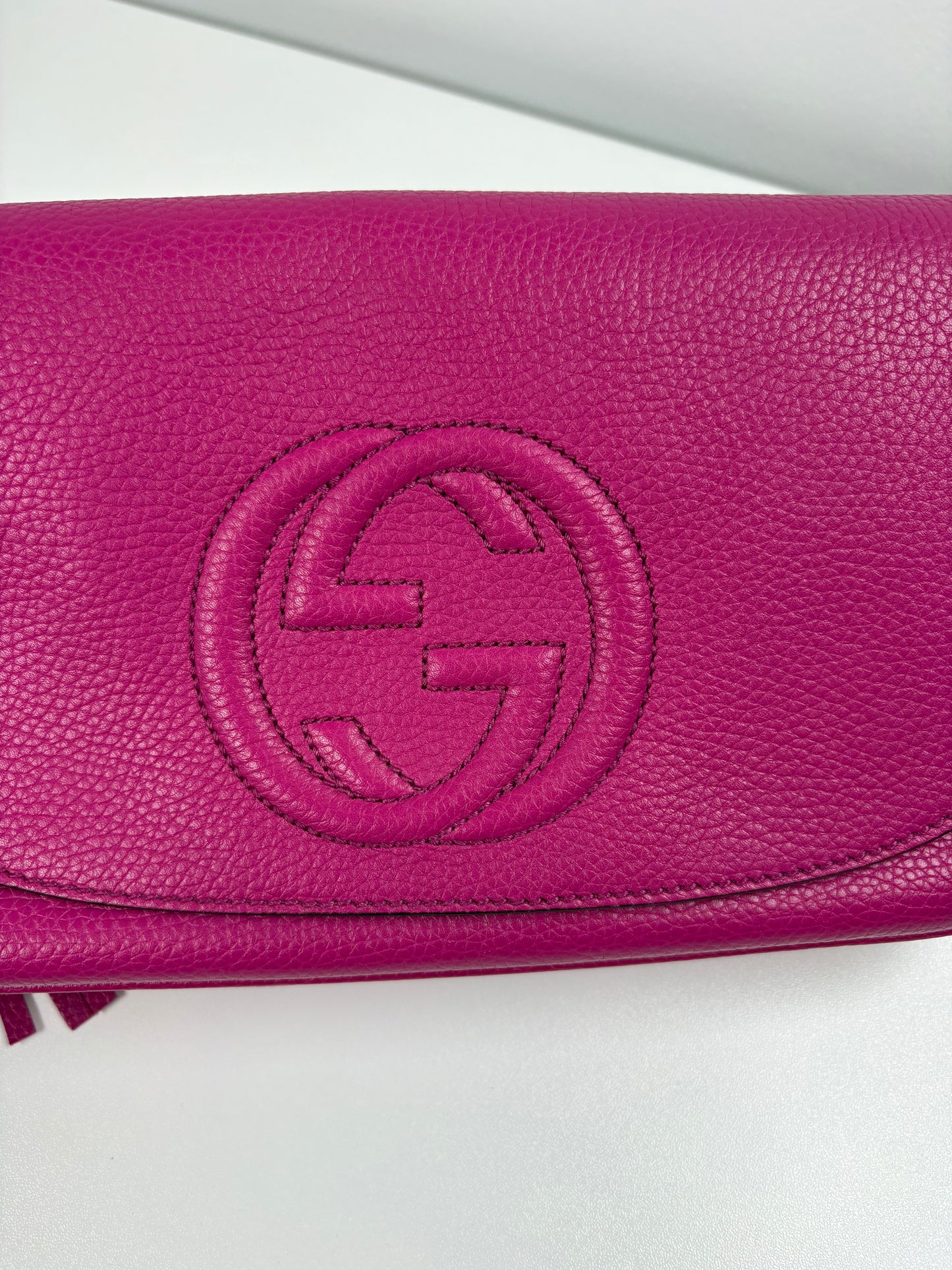 Pre-Owned GUCCI Soho Chain Shoulder Handbag, Fuchsia